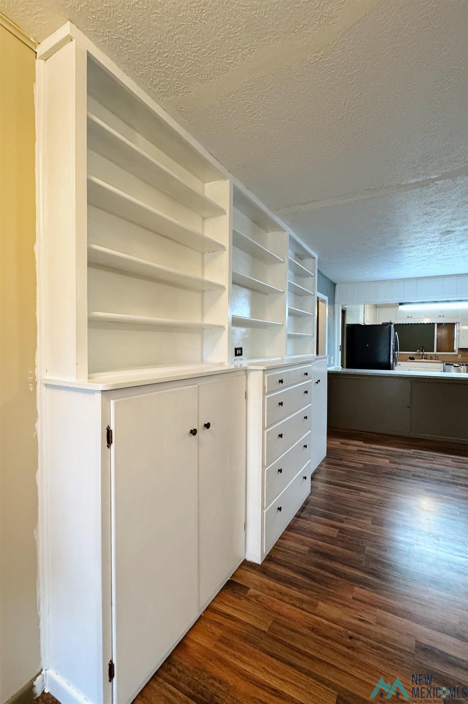 905 W 16th Street