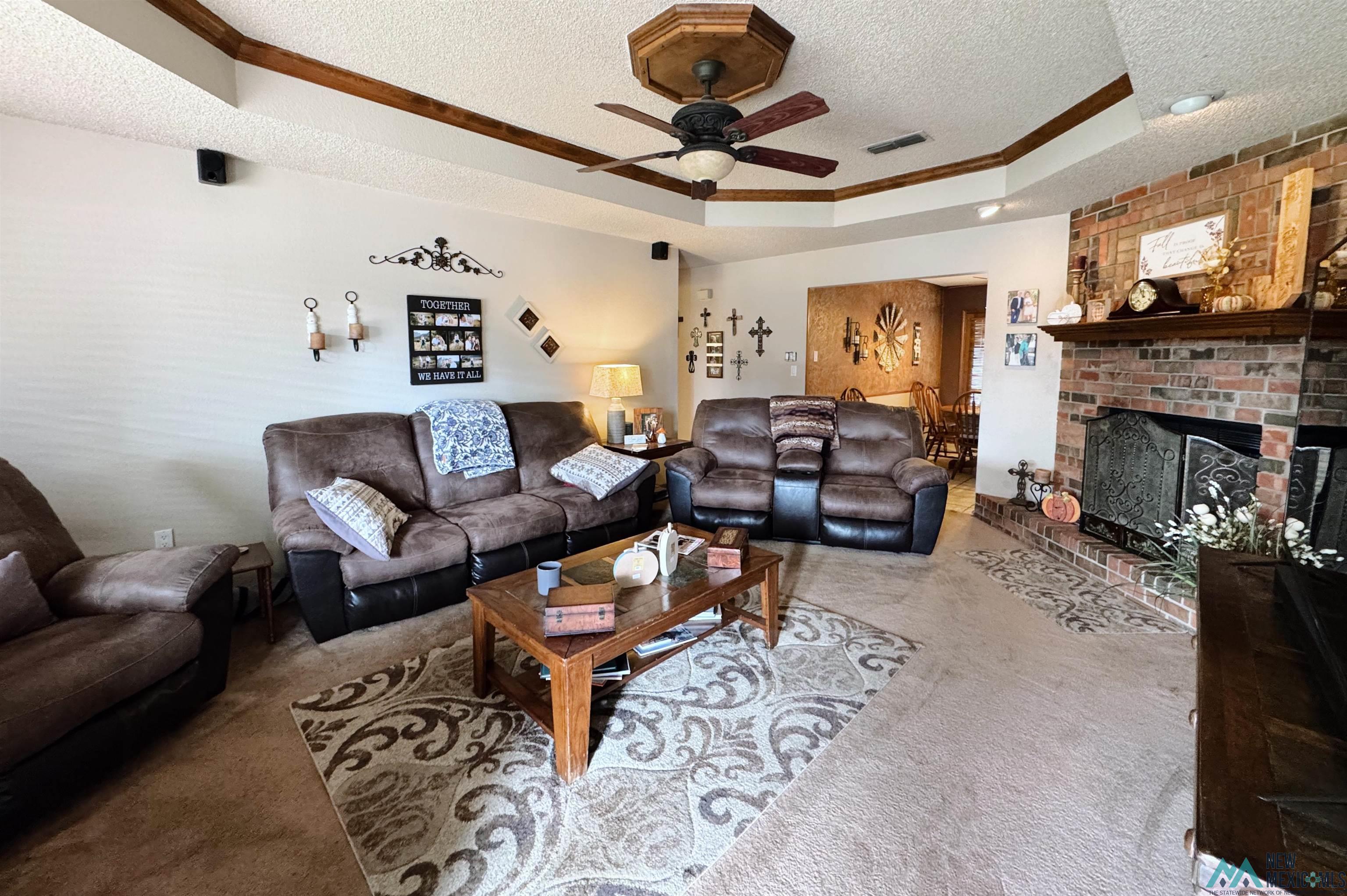 2605 Ross