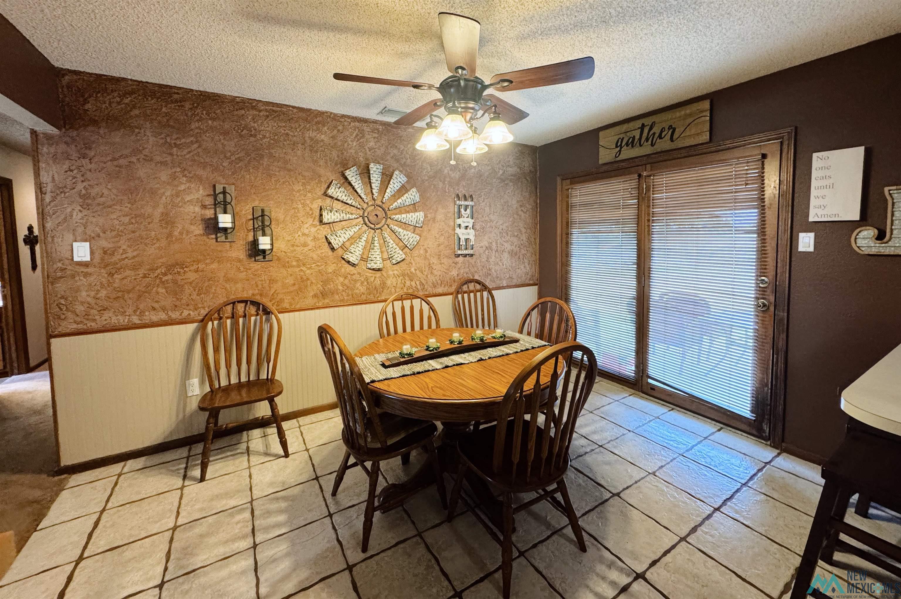 2605 Ross