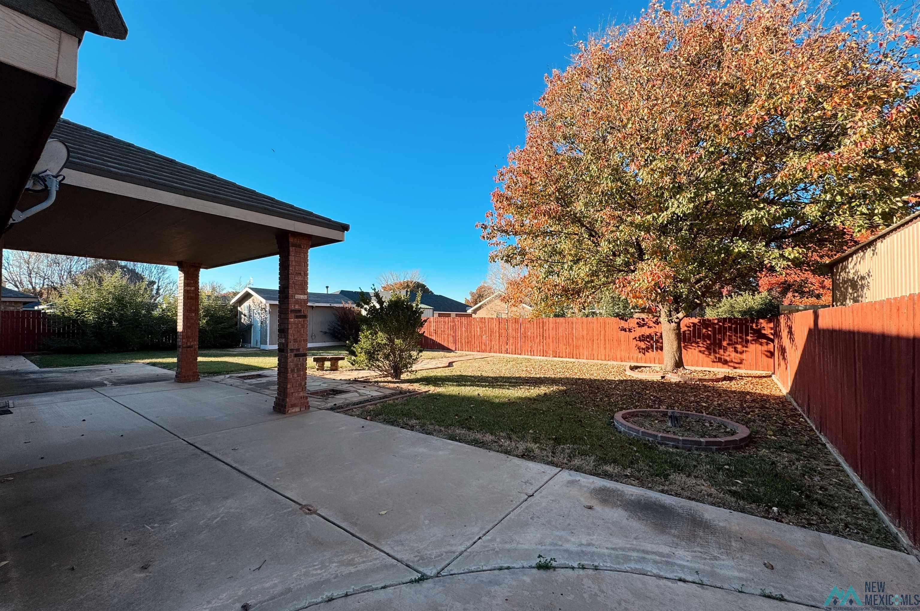 2304 Northglen