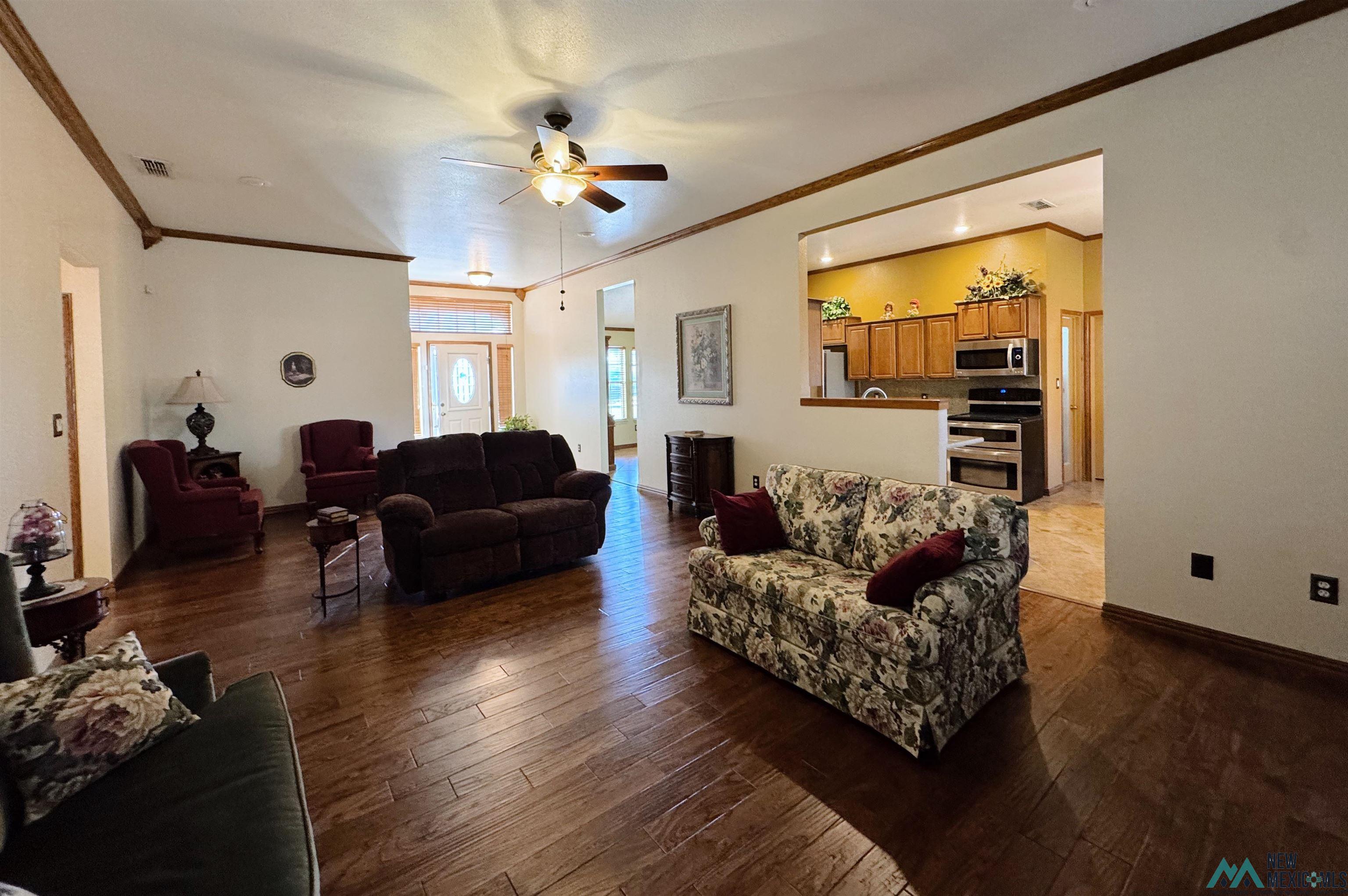 2304 Northglen