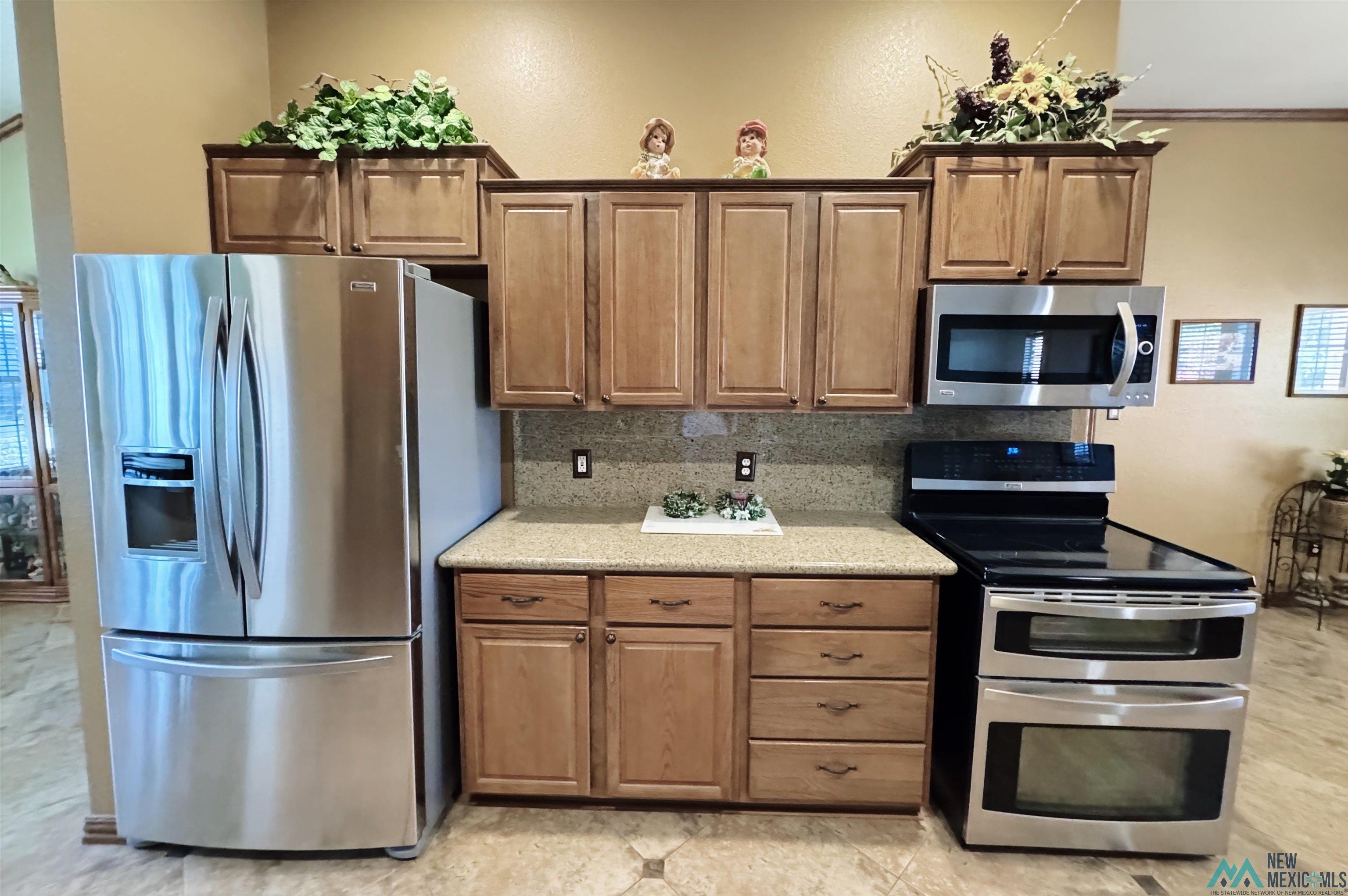 2304 Northglen