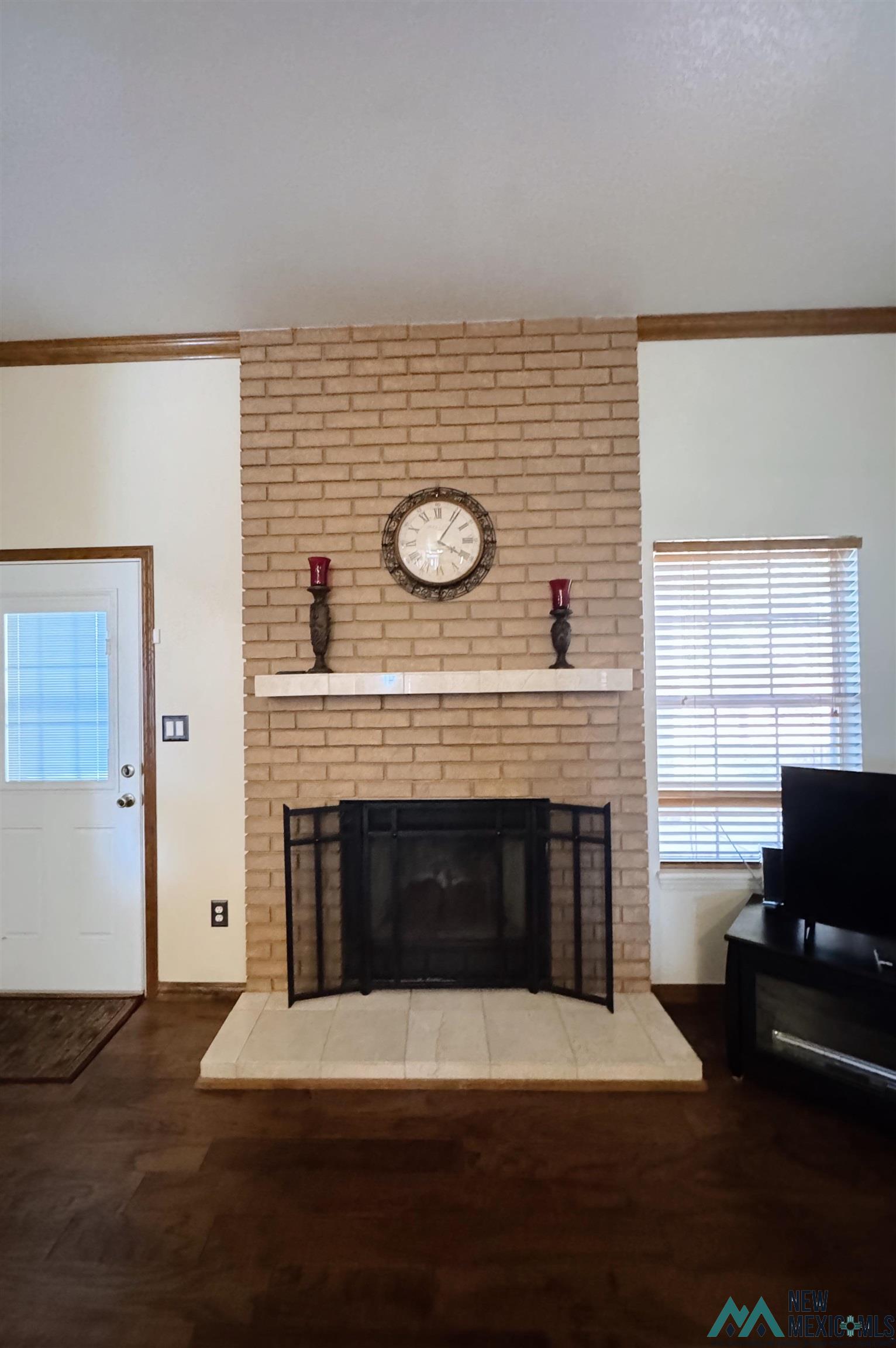 2304 Northglen