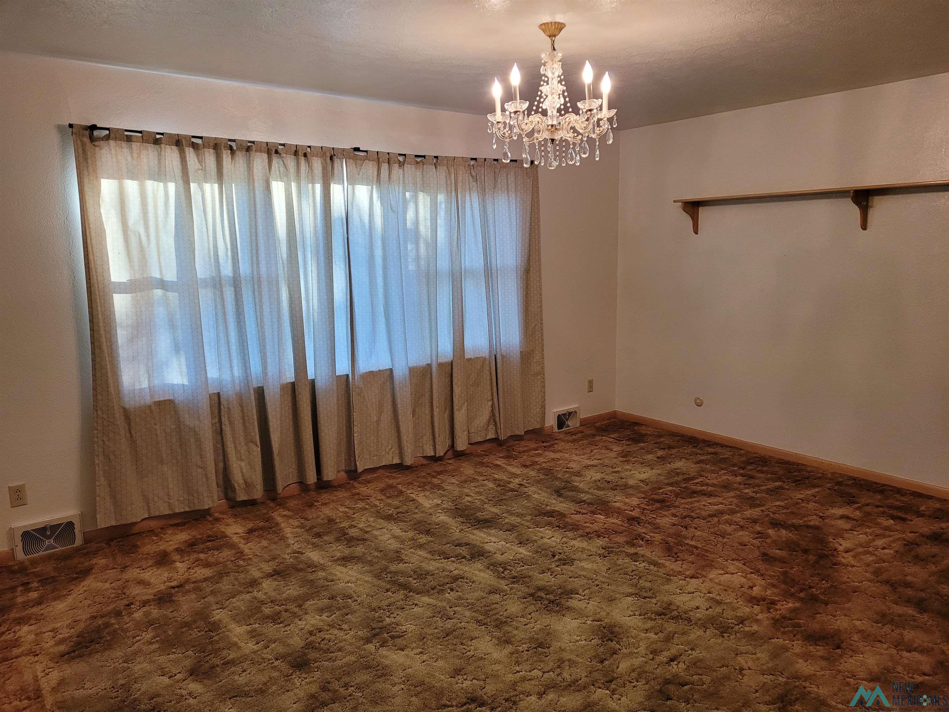 1309 Huntington Way Street