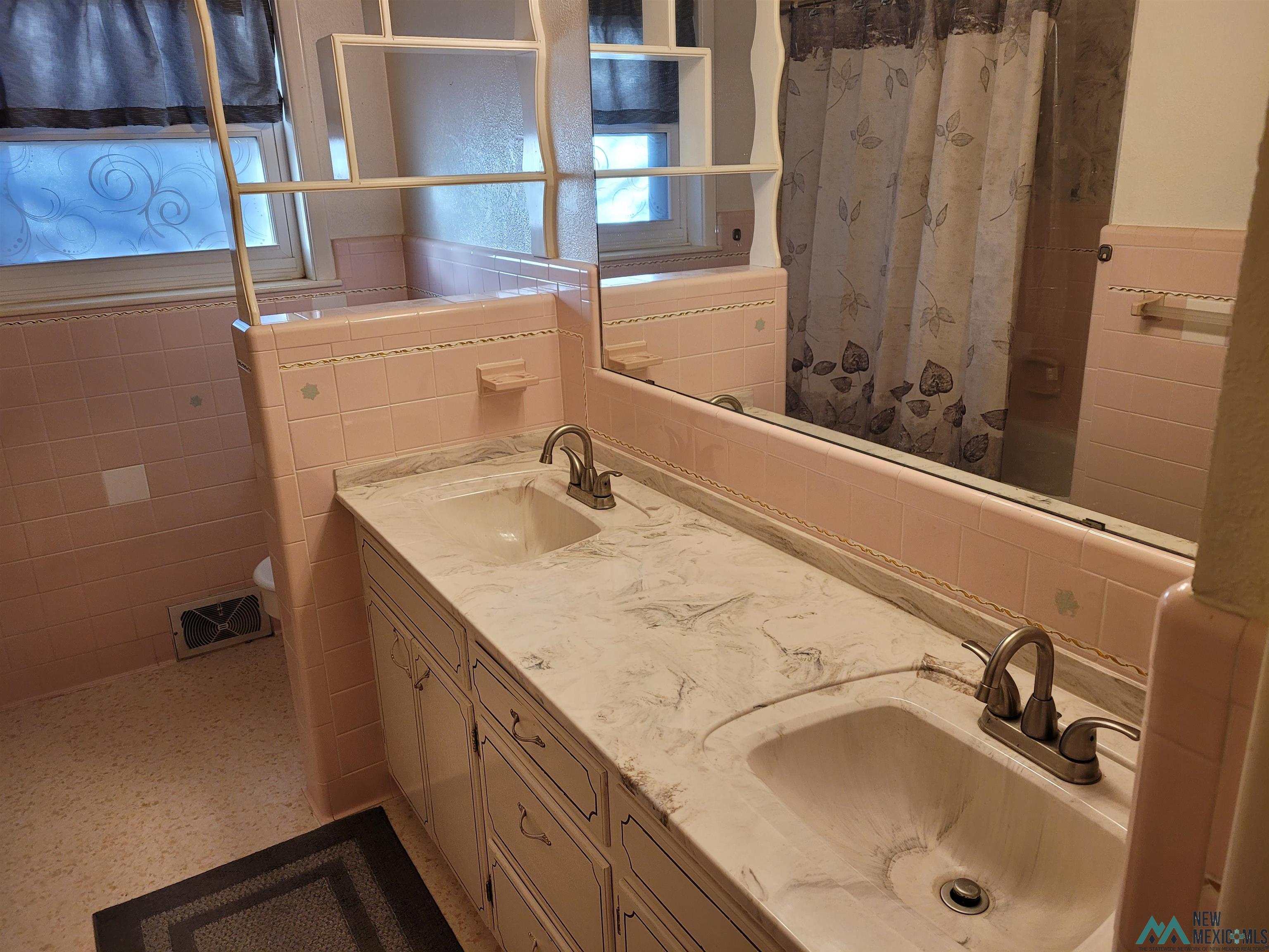 1309 Huntington Way Street