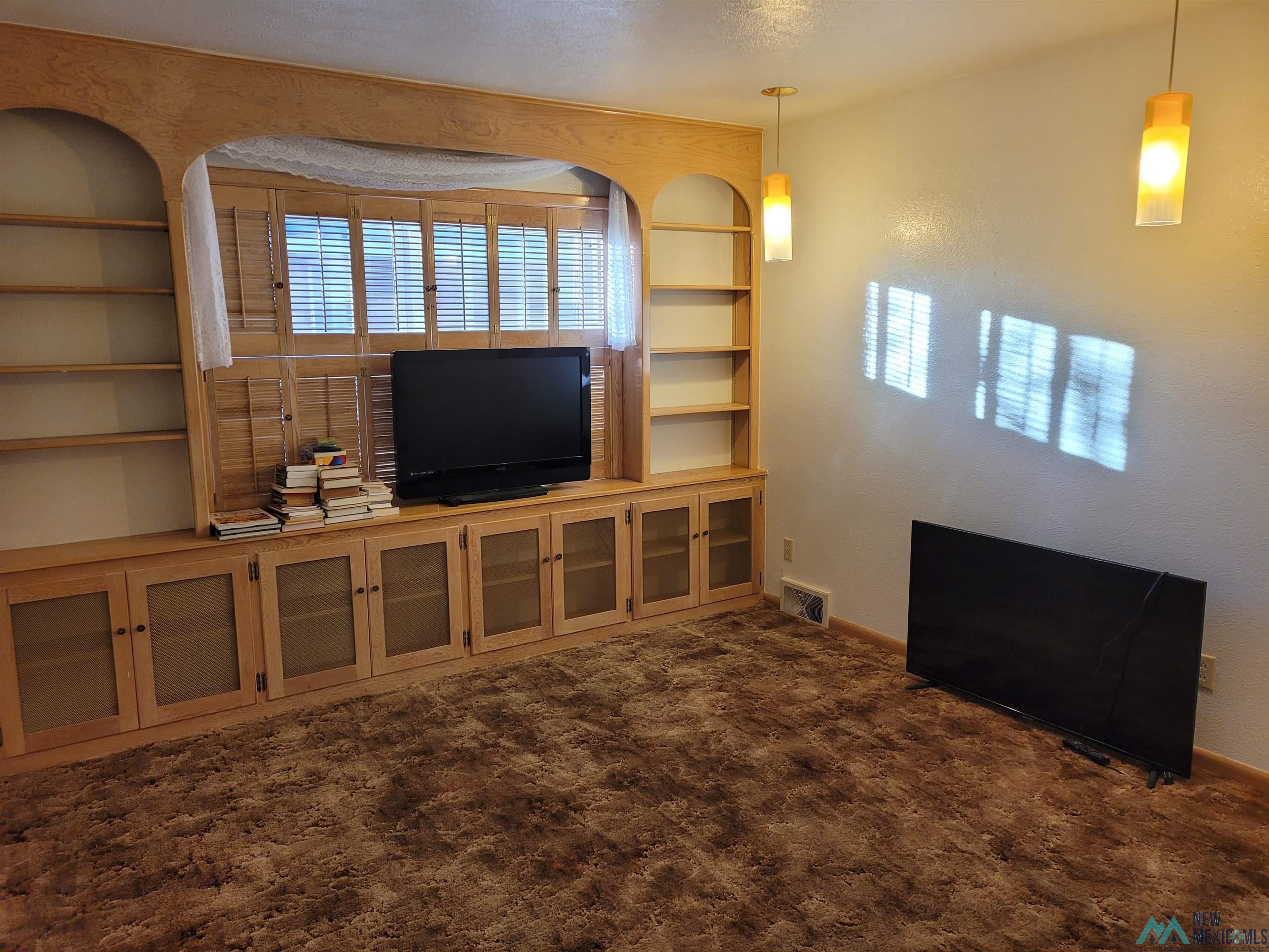 1309 Huntington Way Street