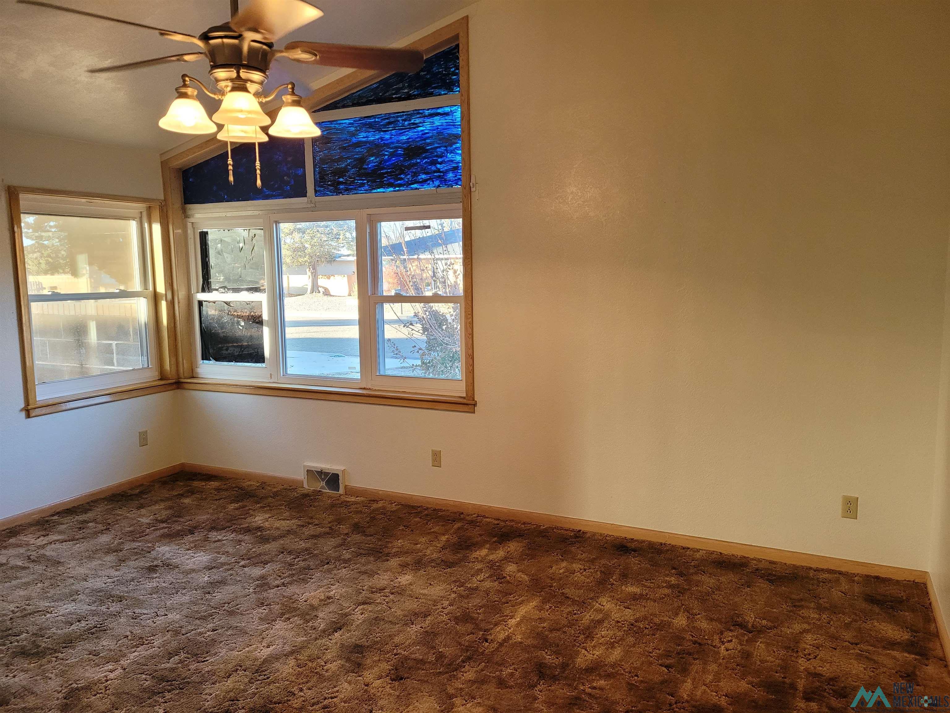 1309 Huntington Way Street