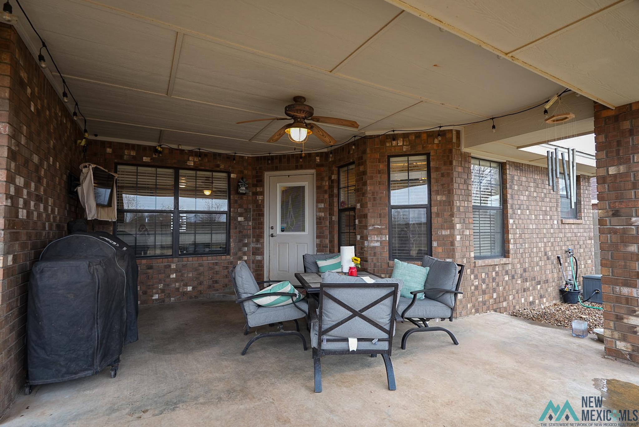 1362 Oakwood Circle