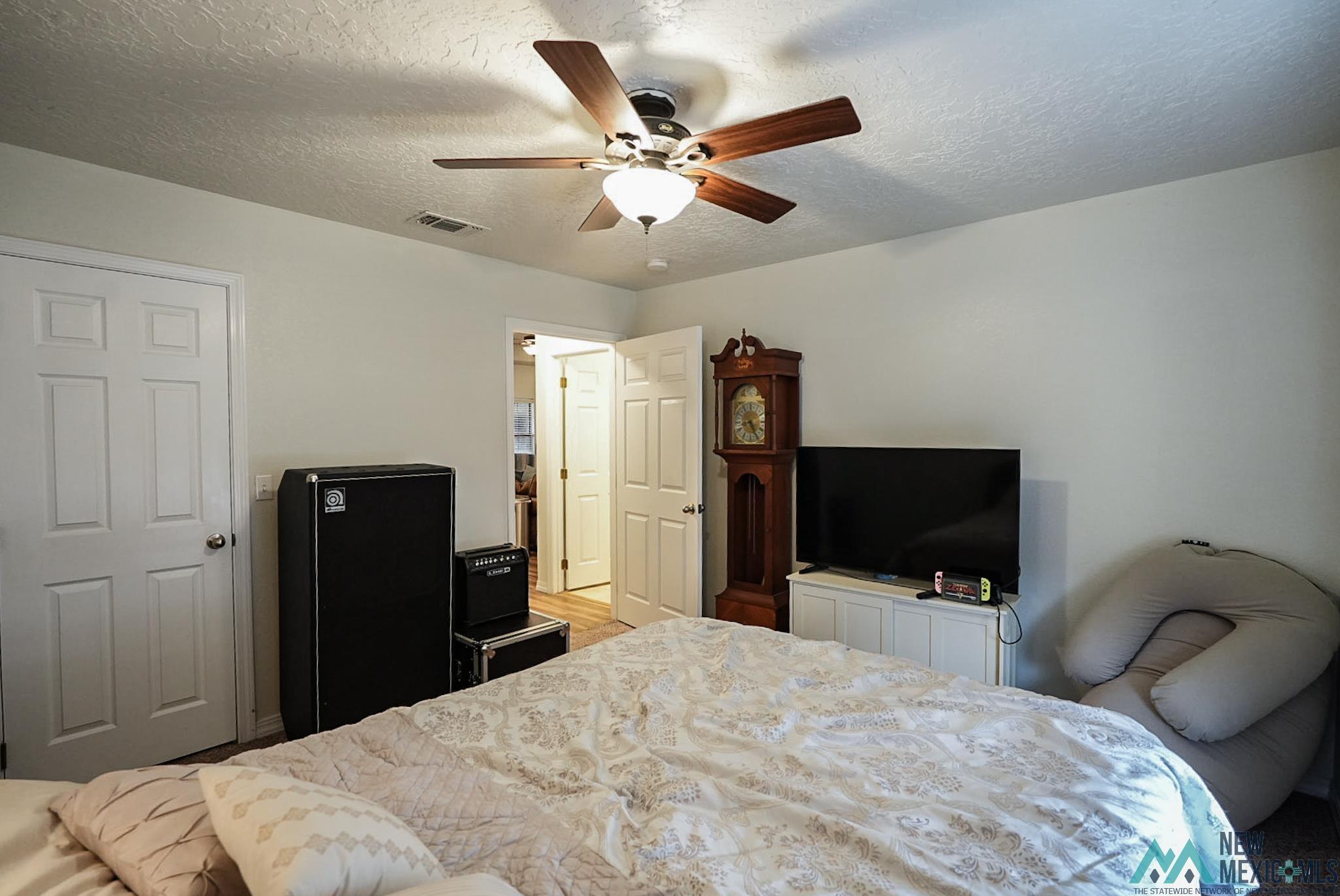1362 Oakwood Circle