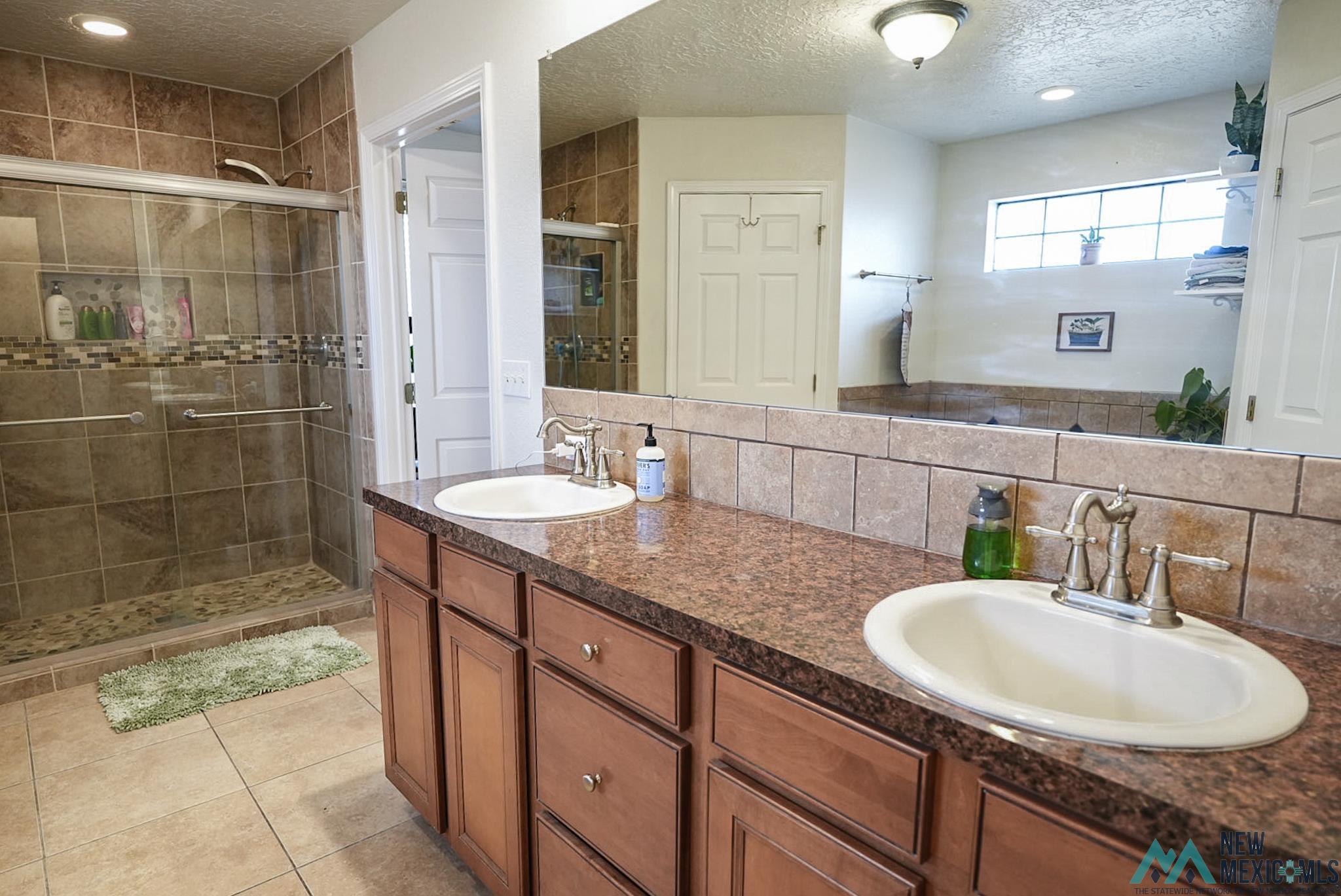 1362 Oakwood Circle