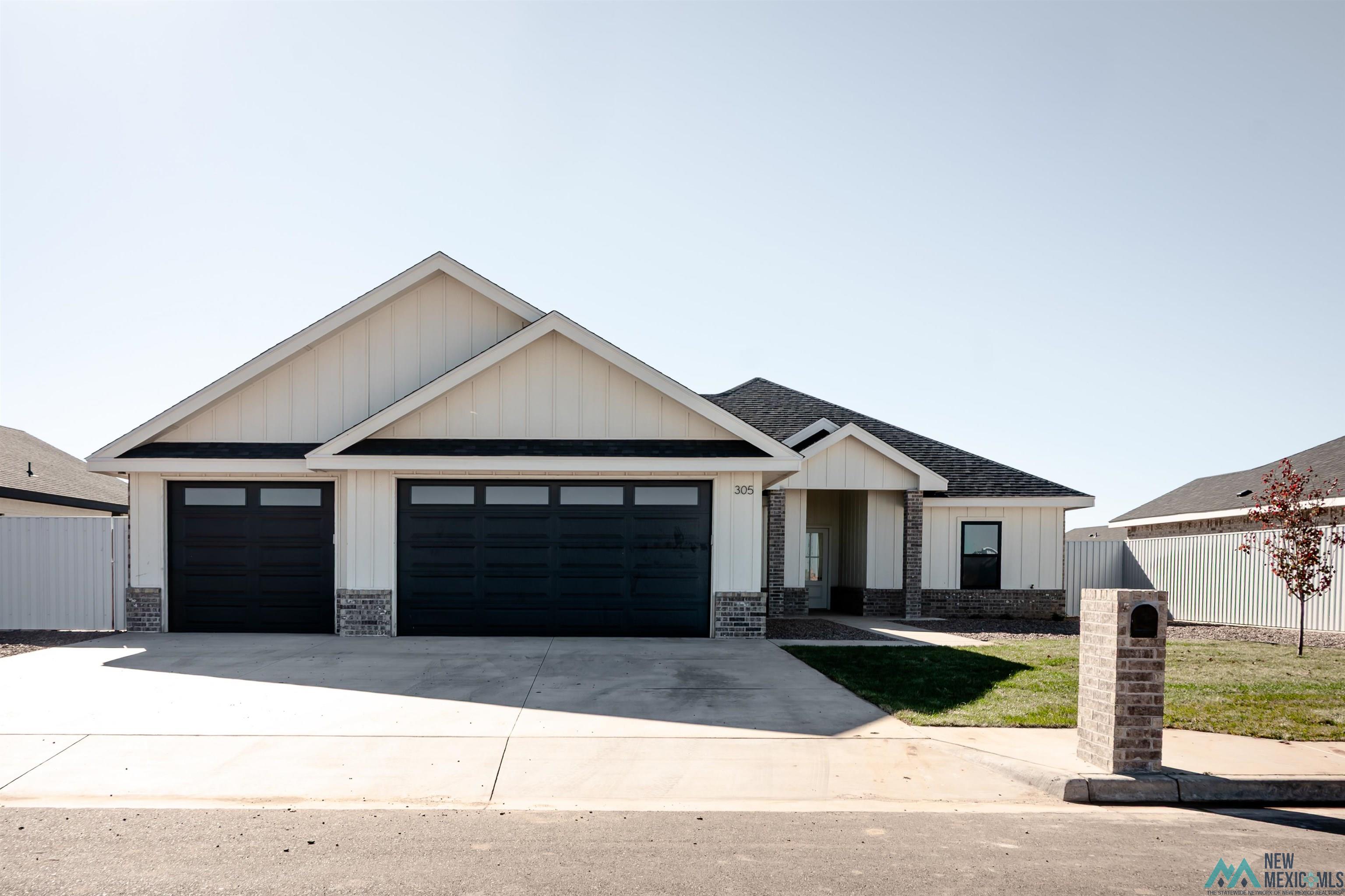 305 Primrose Point Street