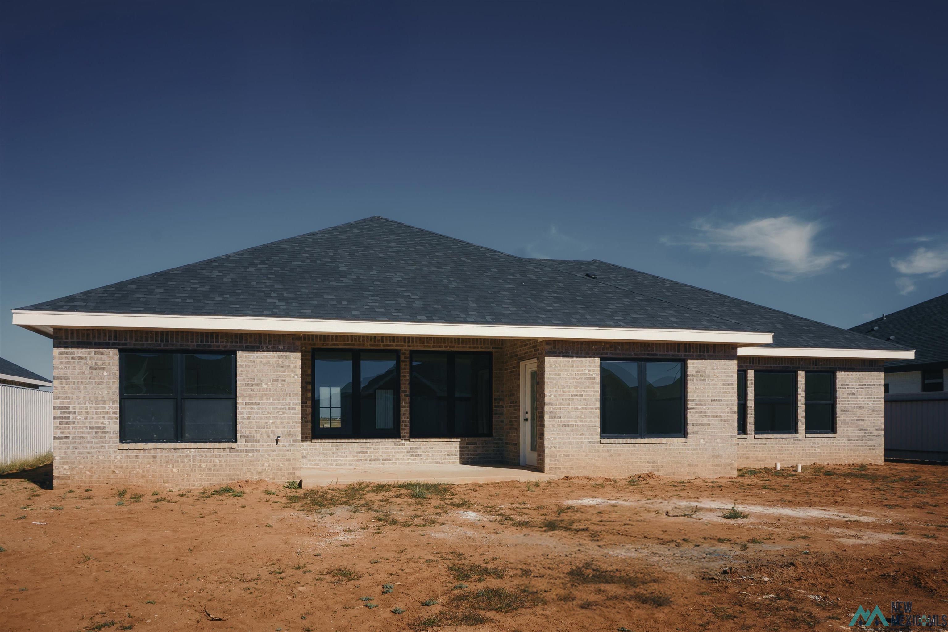 305 Primrose Point Street