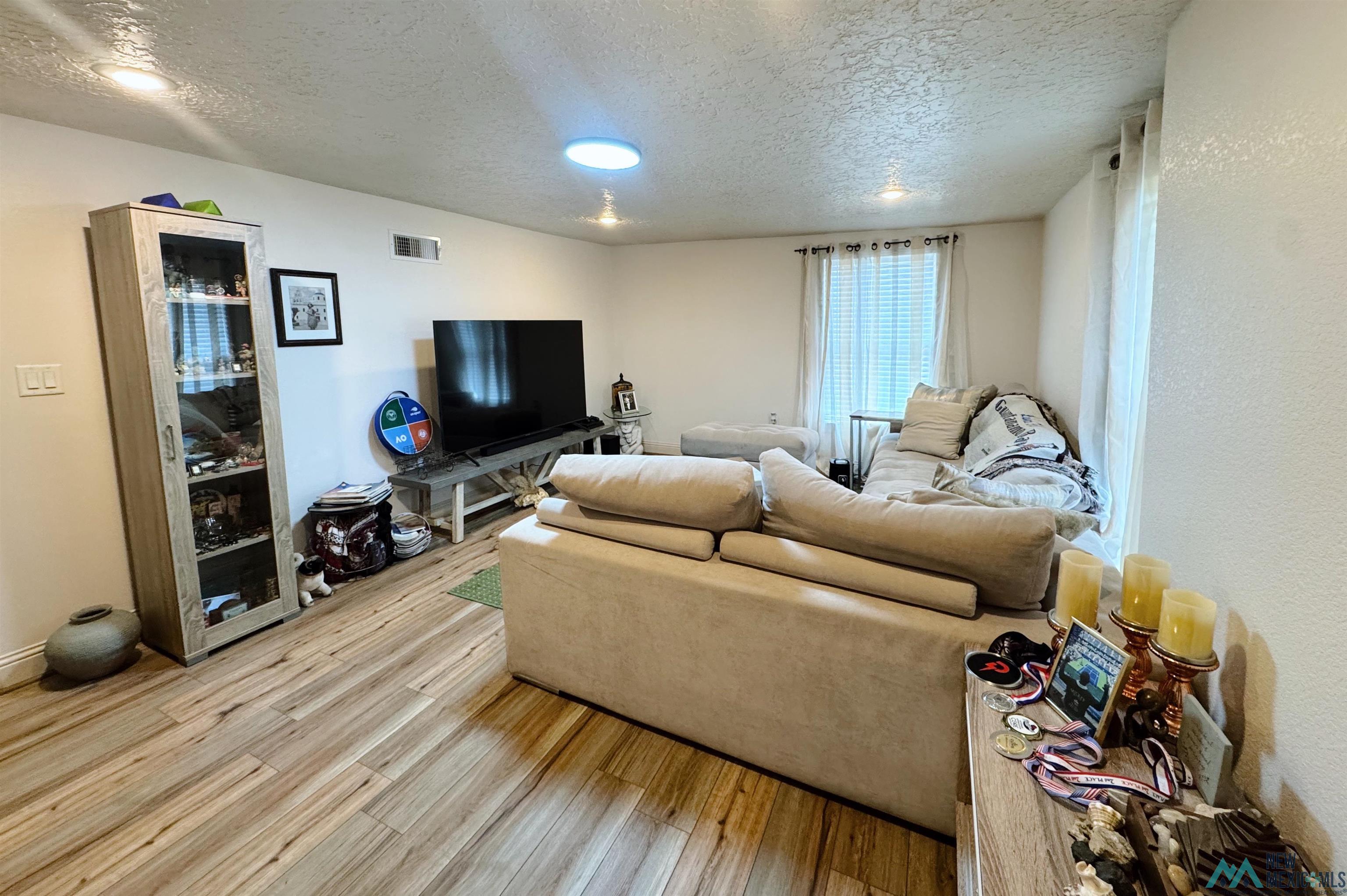 1311 Gidding Street
