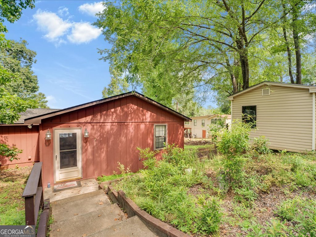 186 Merry Drive NW