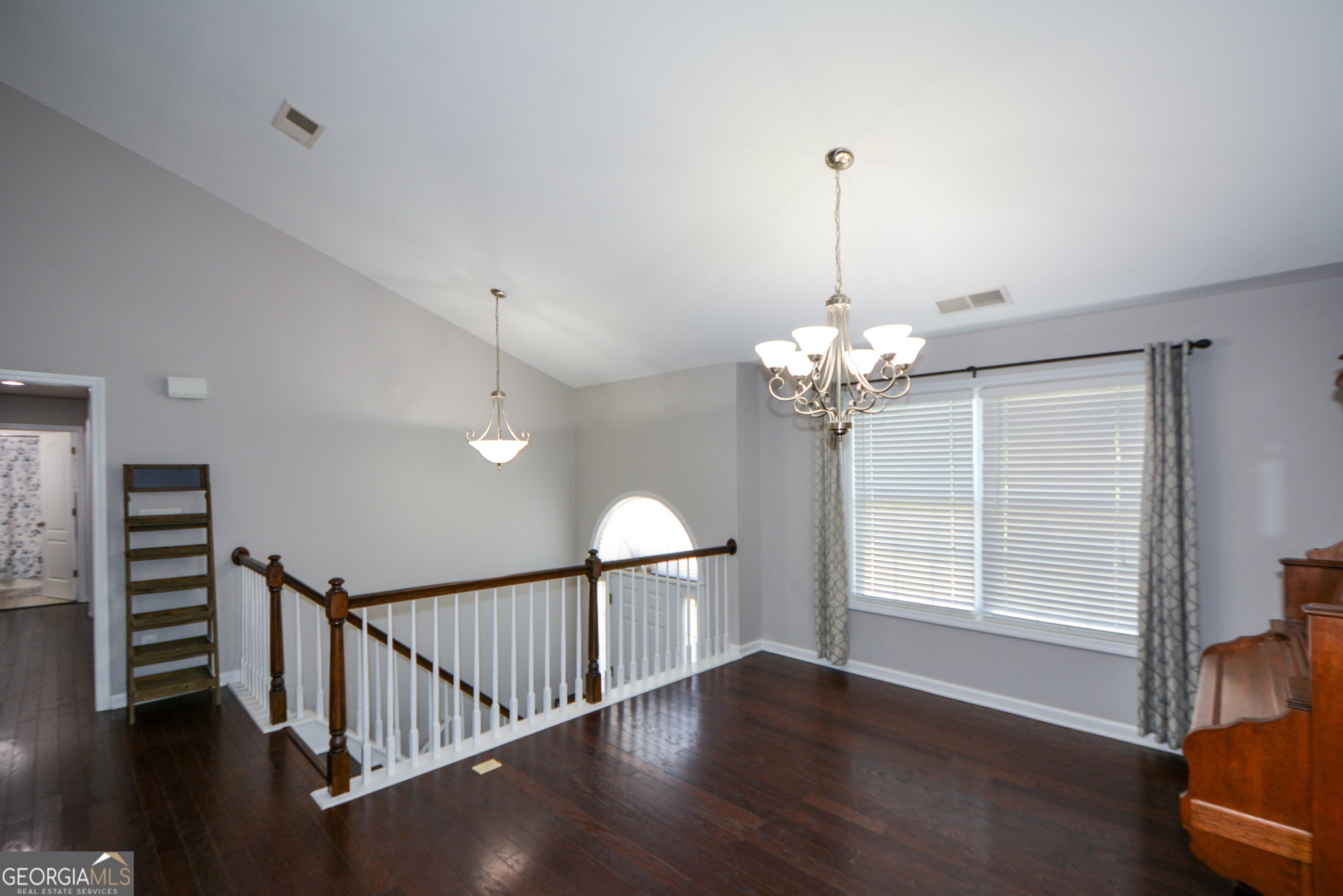 170 Sandstone Place