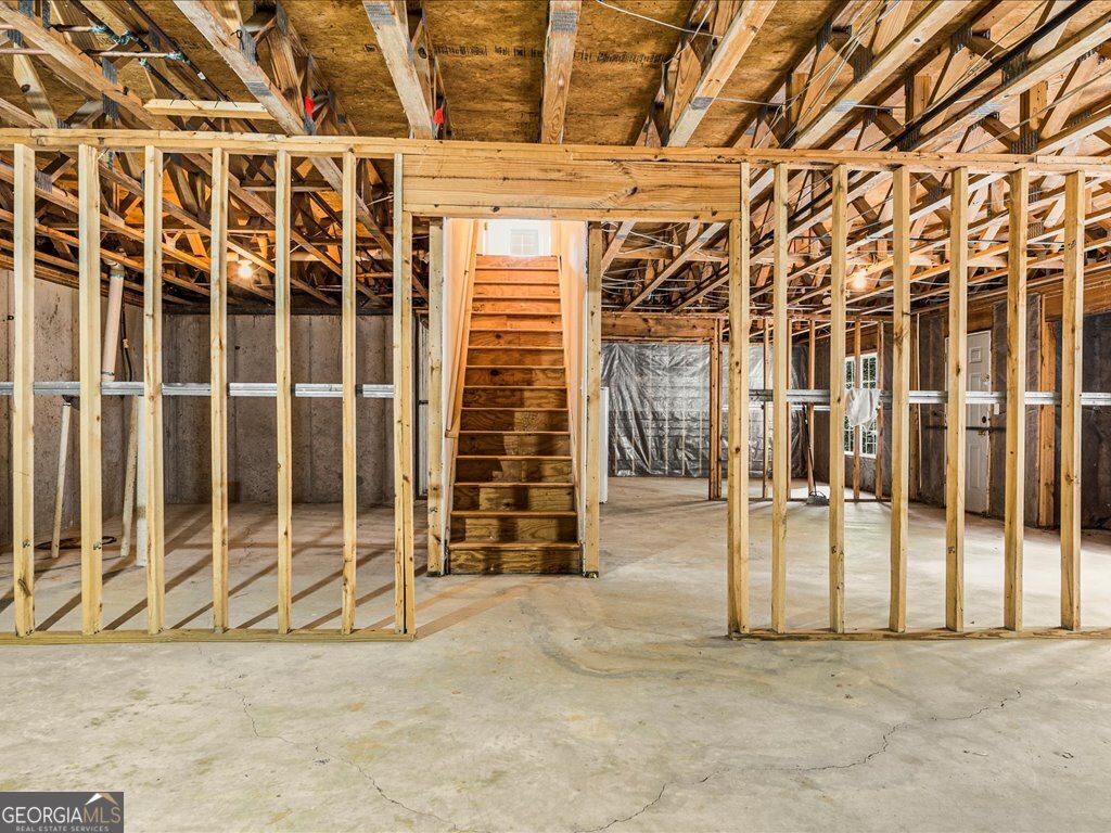 2481 Weatherstone Circle SE