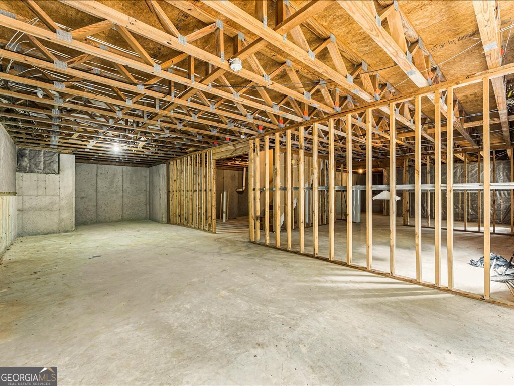 2481 Weatherstone Circle SE