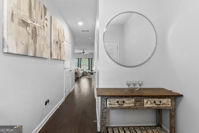 3461 Lakeview Creek # 218