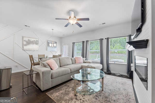 3461 Lakeview Creek # 218