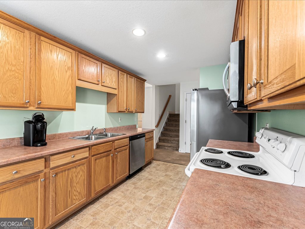 205 Pebble Creek Drive, Covington