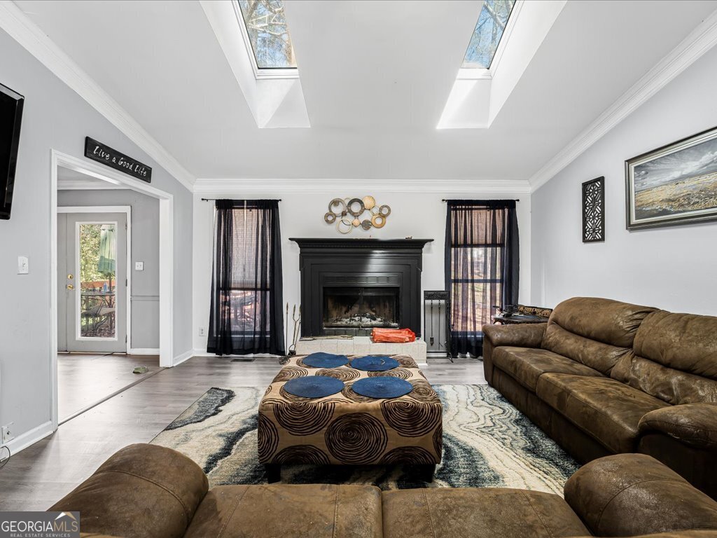 6851 Creekwood Drive