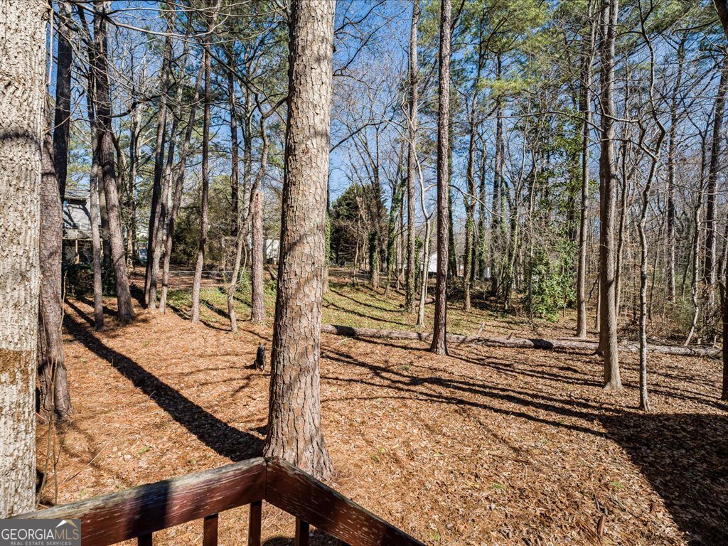 6851 Creekwood Drive