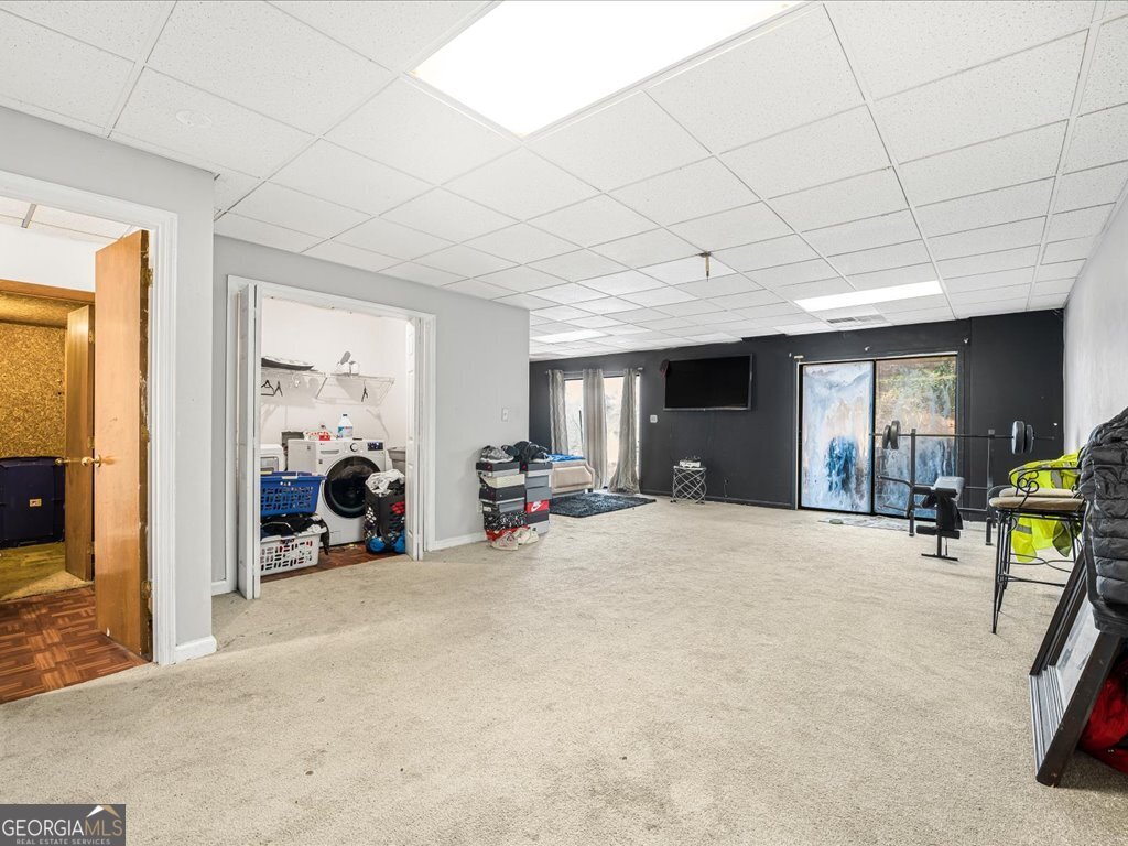 6851 Creekwood Drive