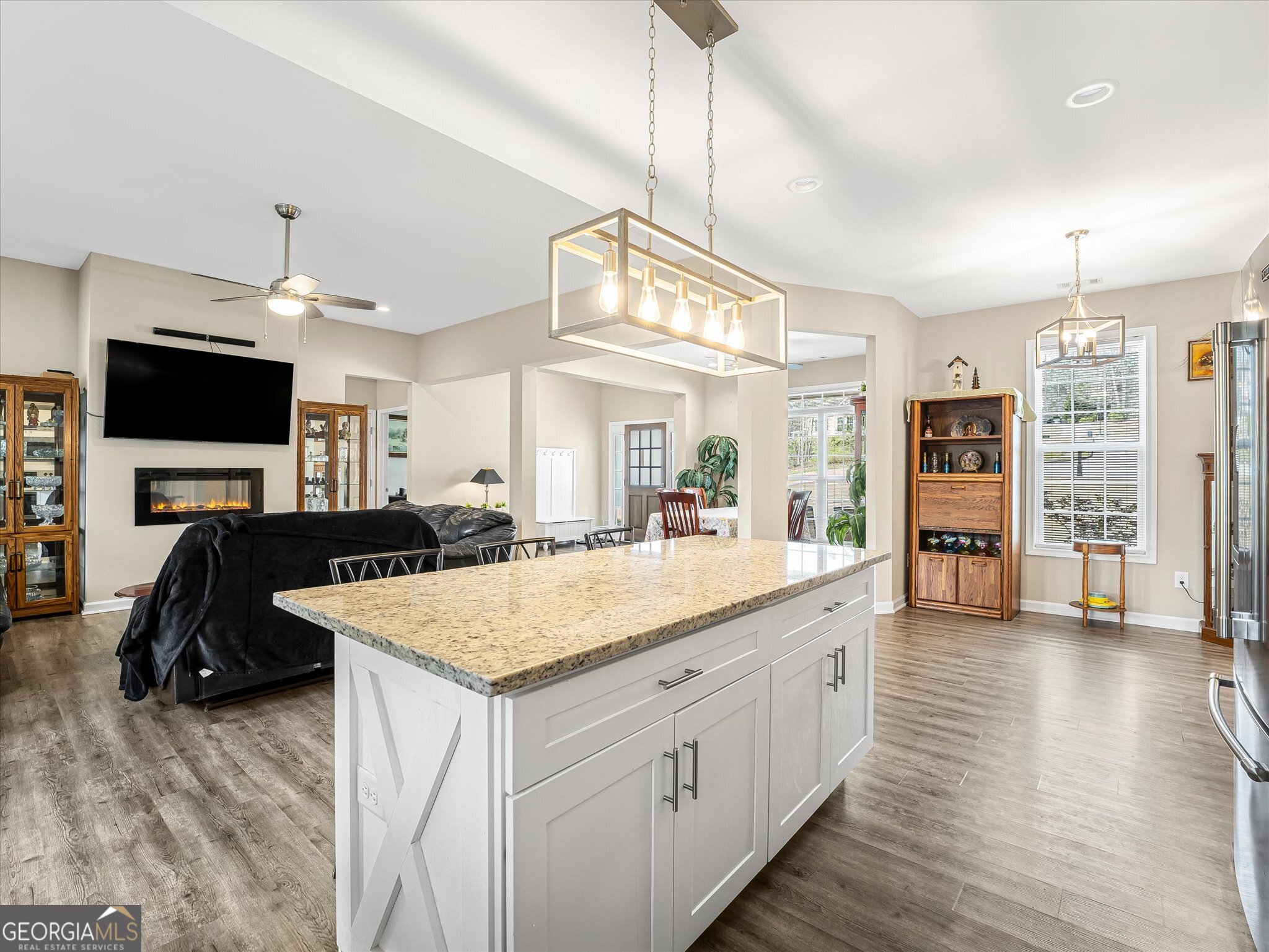 48 Weatherbrooke Lane