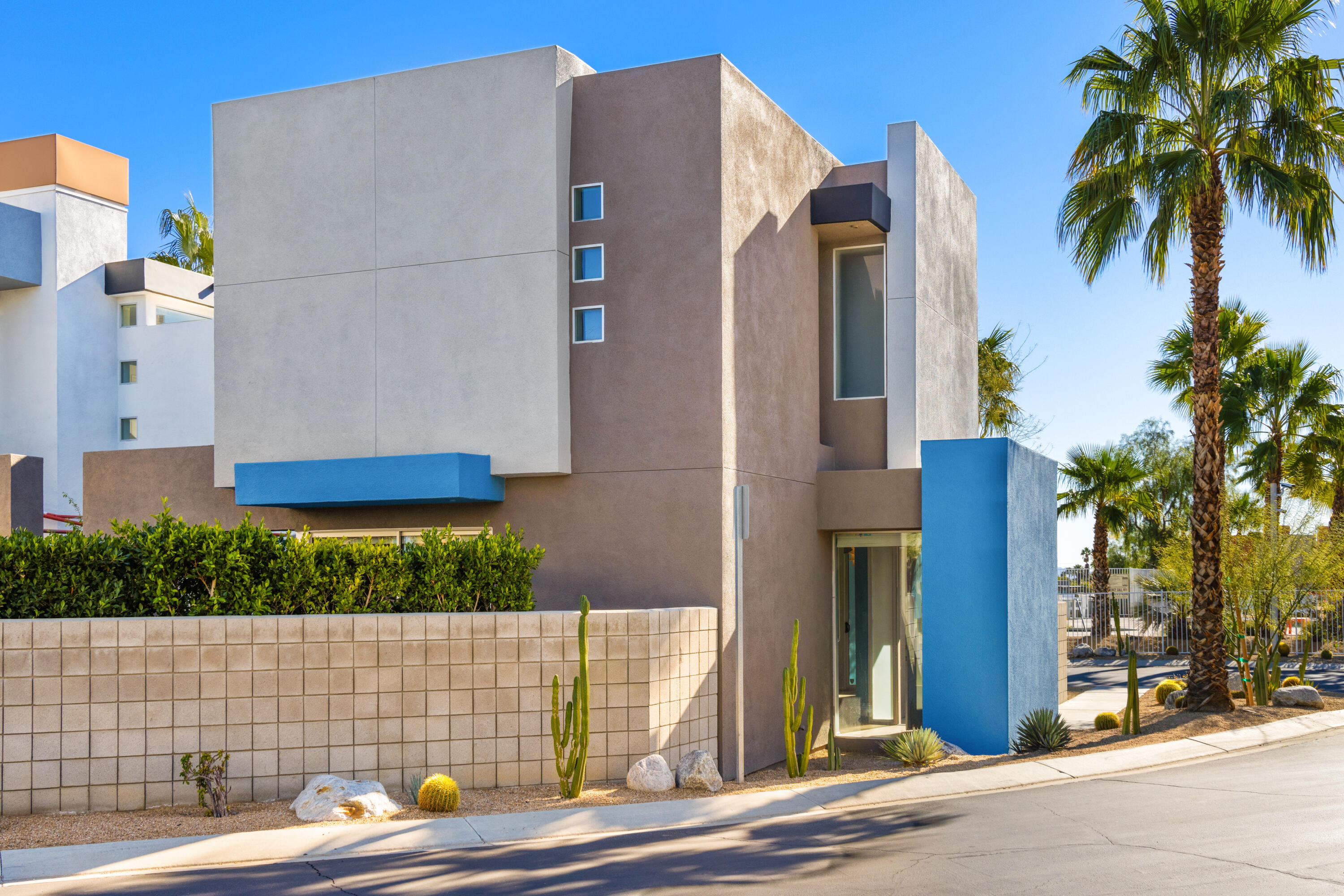 210 Enterprise WAY