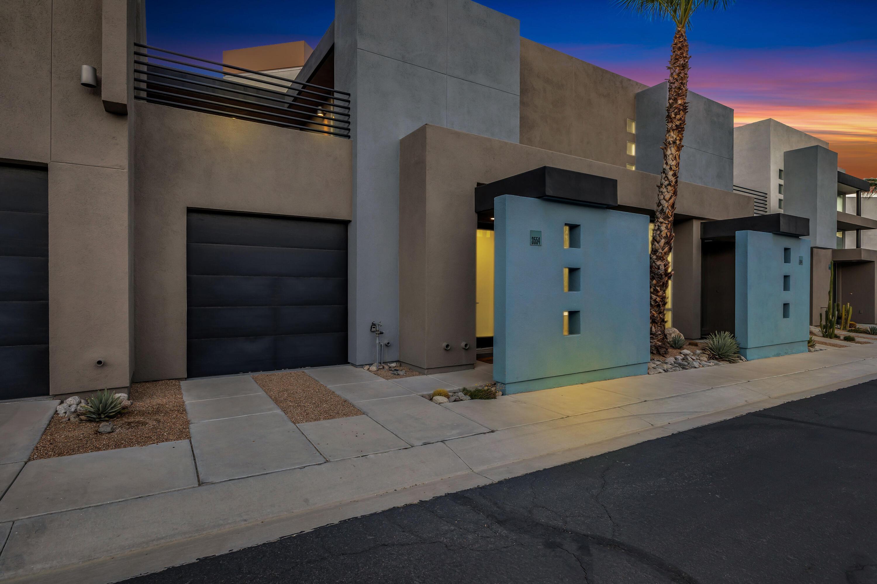 3554 Penny LN