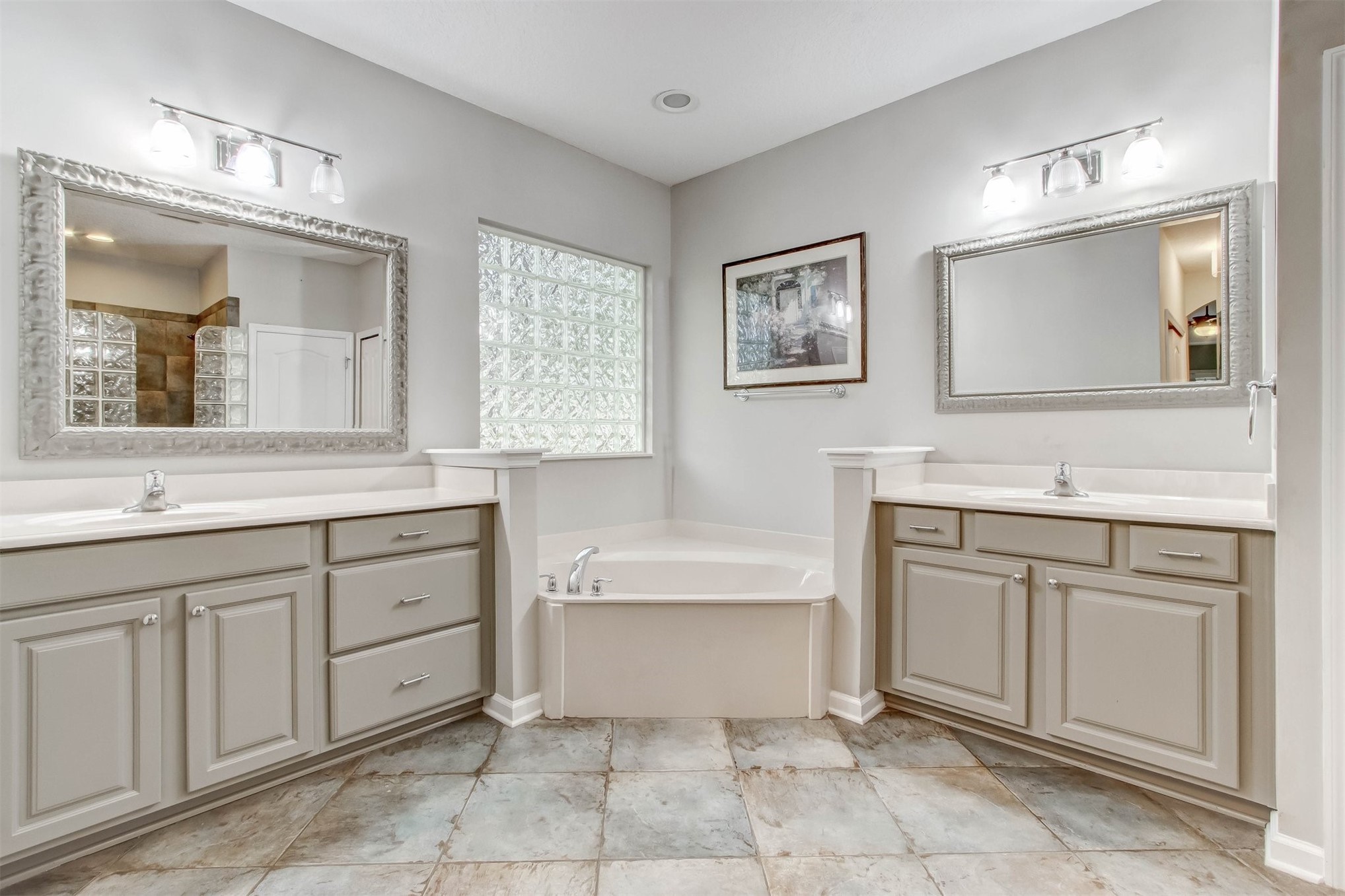85224 SHINNECOCK HILLS DRIVE