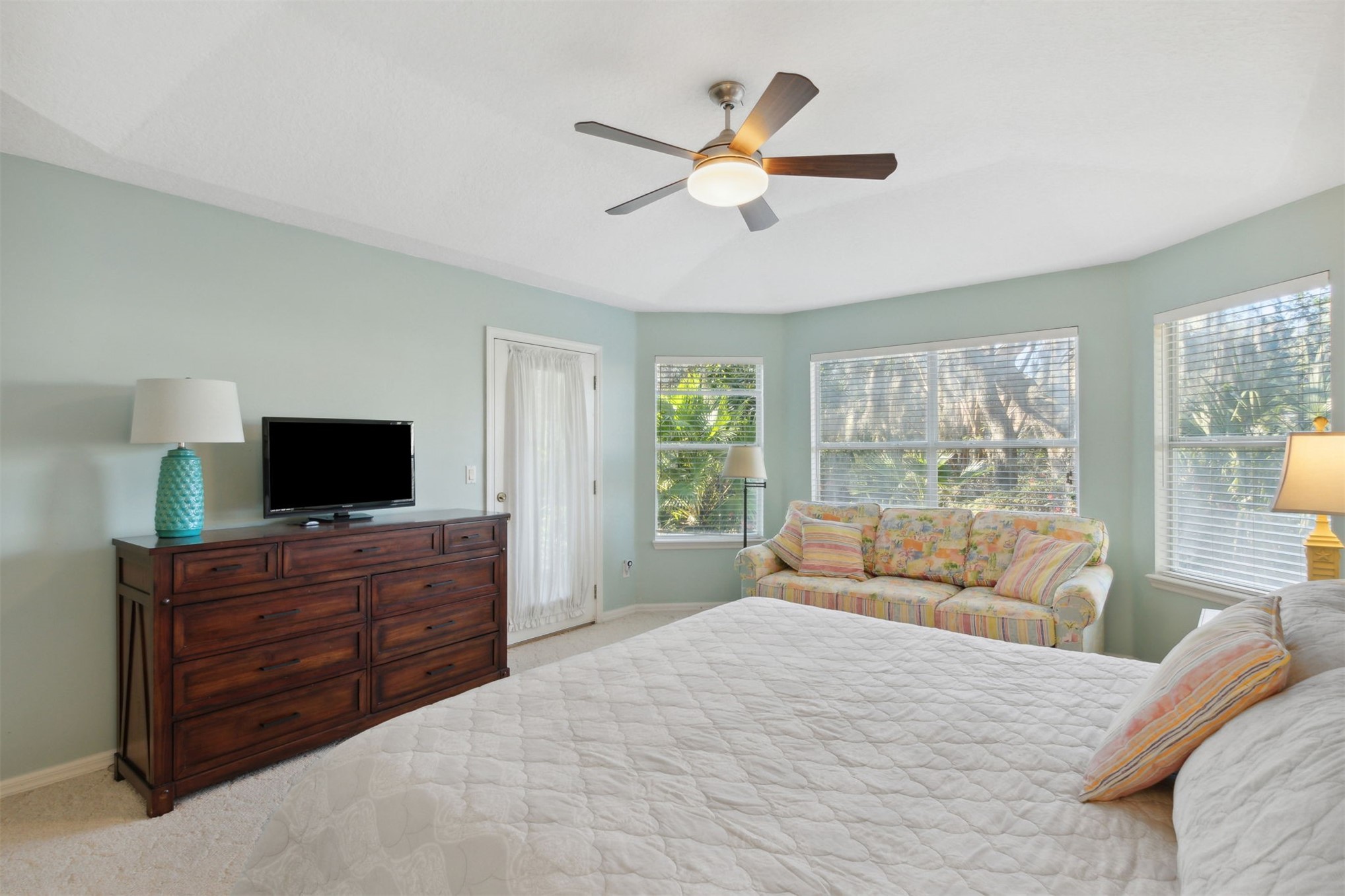 2887 BREAKERS COURT
