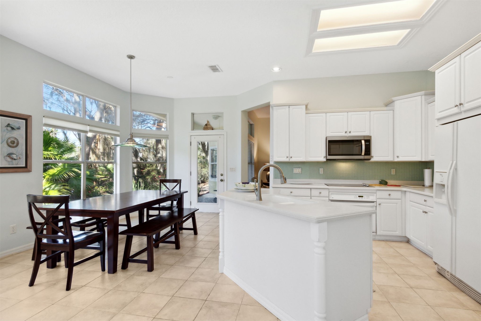 2887 BREAKERS COURT