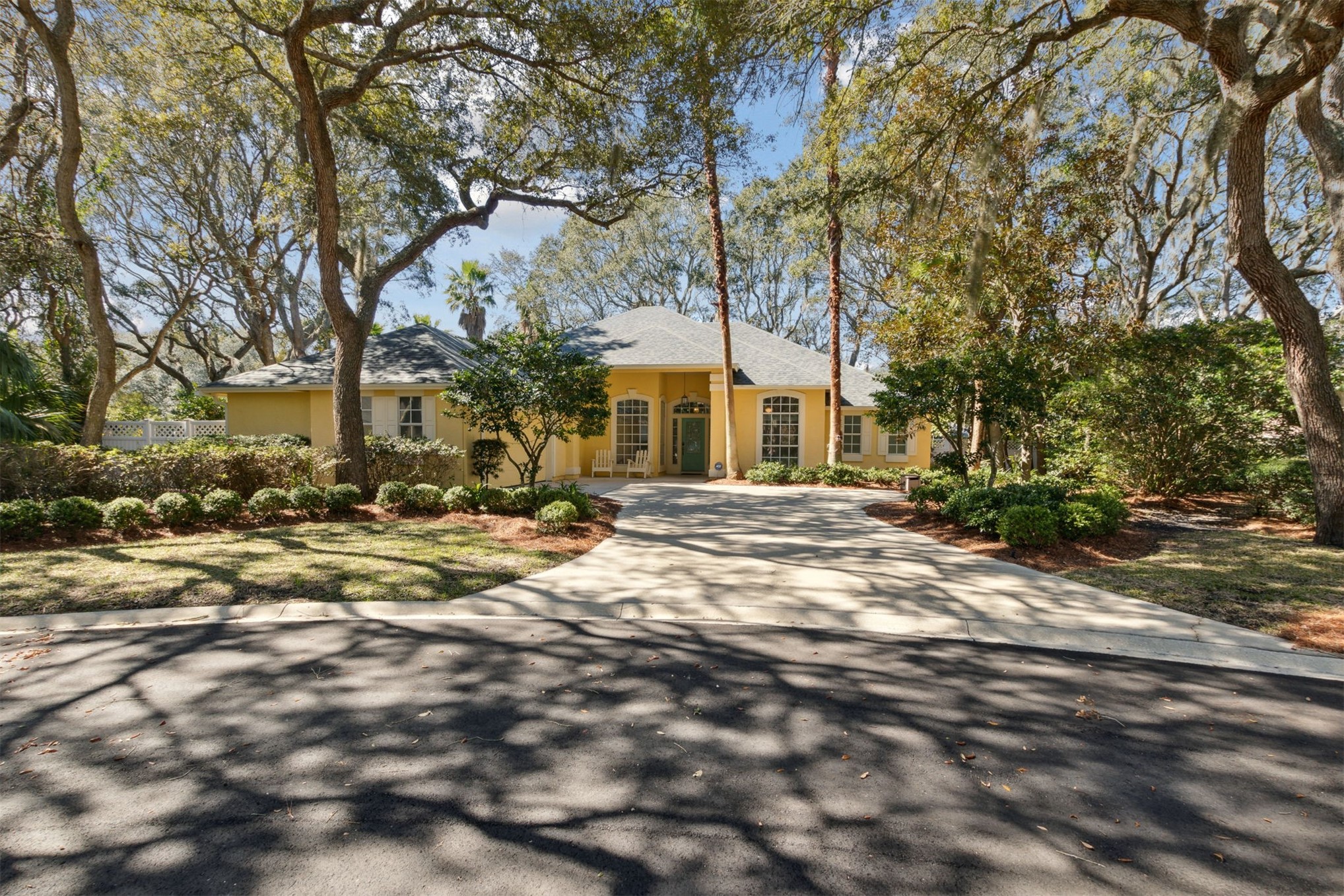 2887 BREAKERS COURT