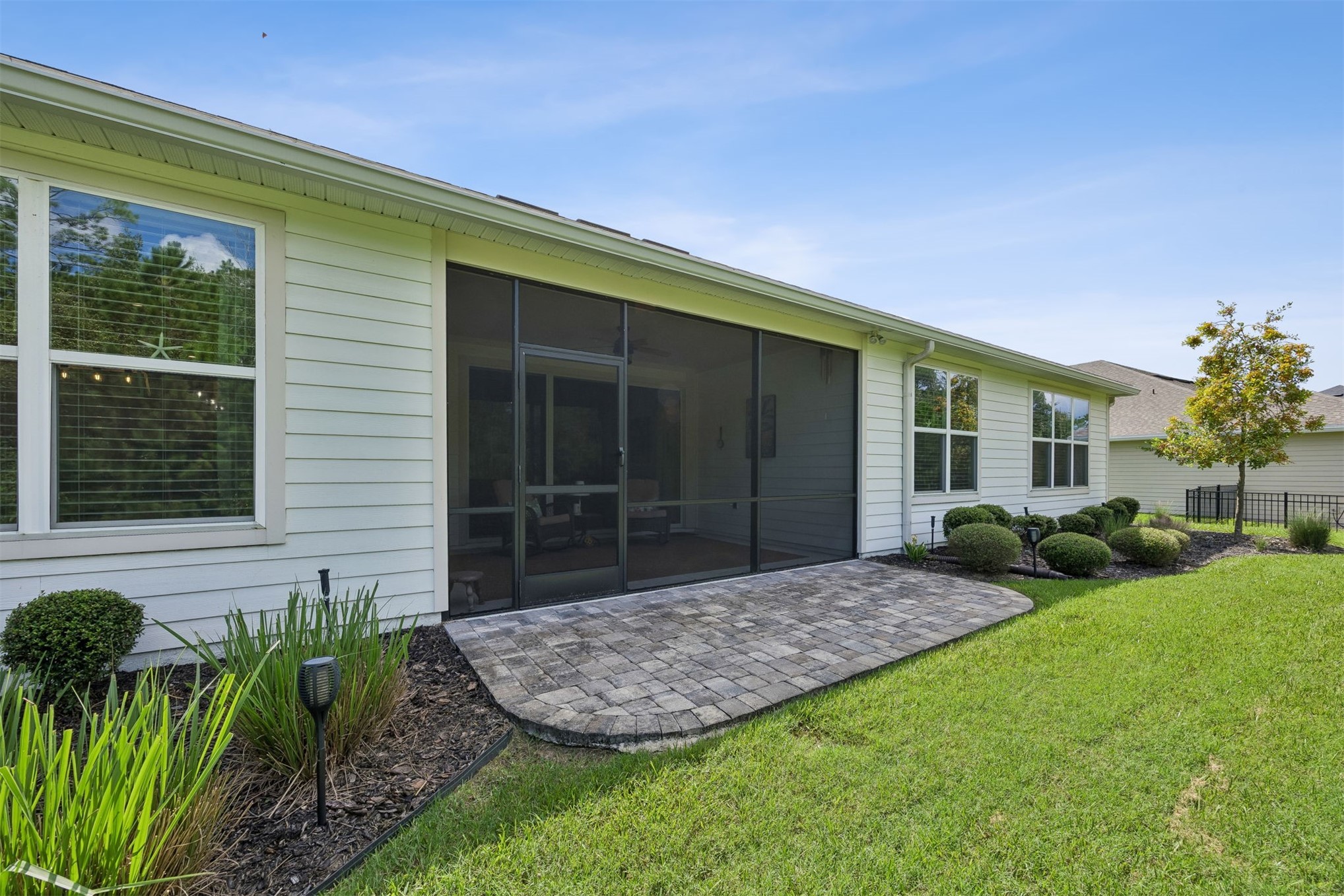 85358 FALLEN LEAF DRIVE