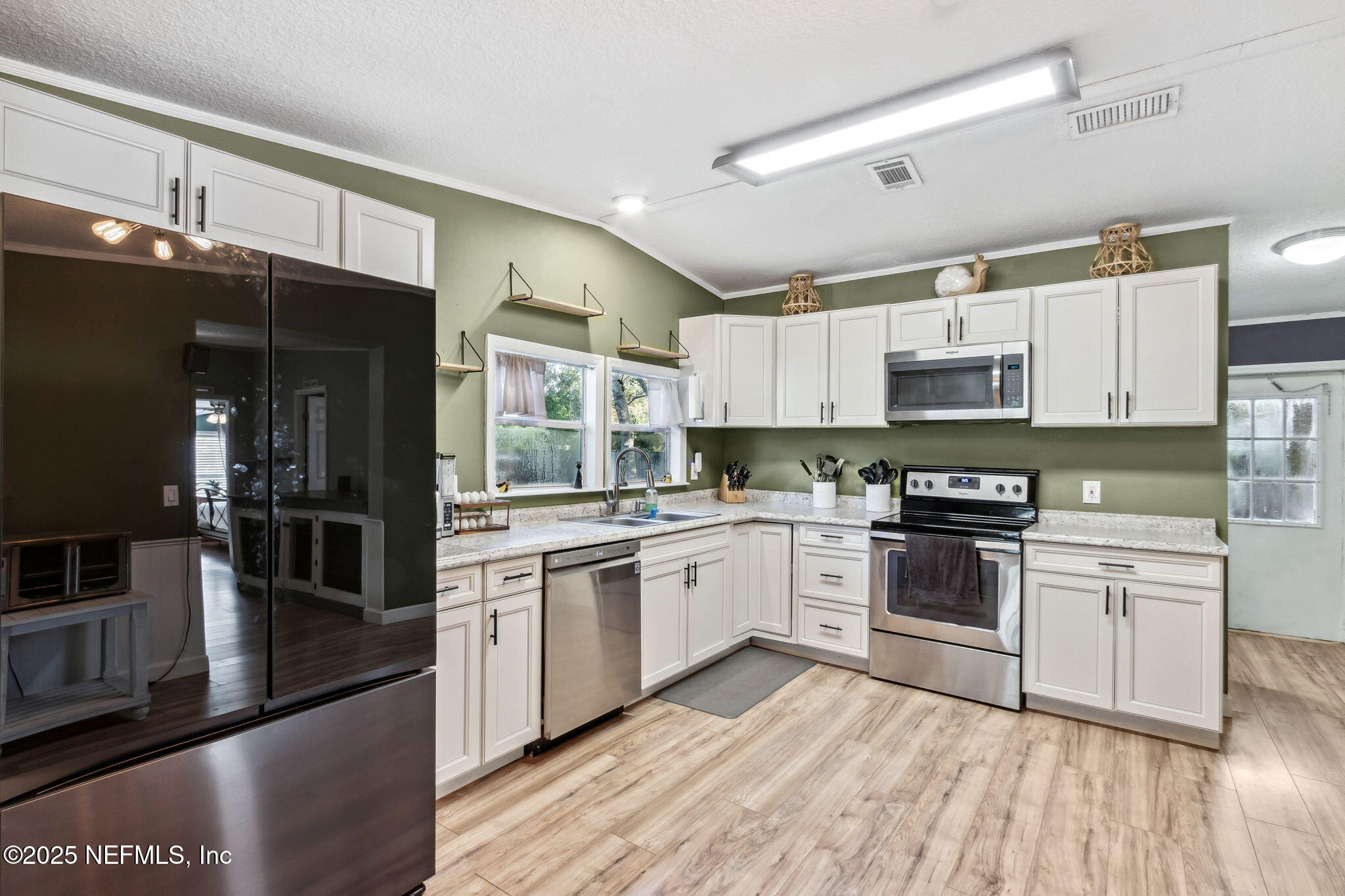 85083 DELEENE Road