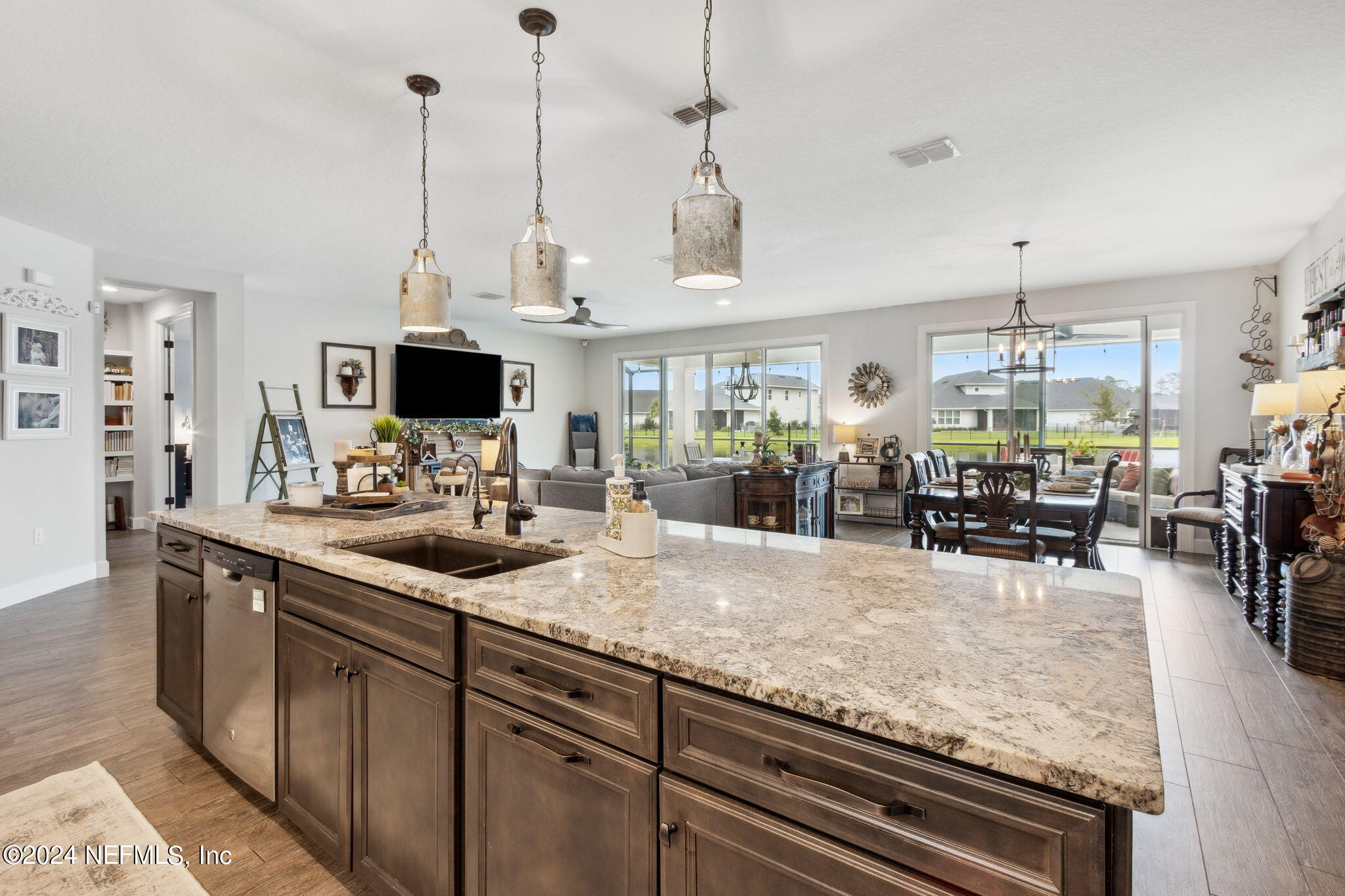 85006 MAJESTIC WALK Boulevard