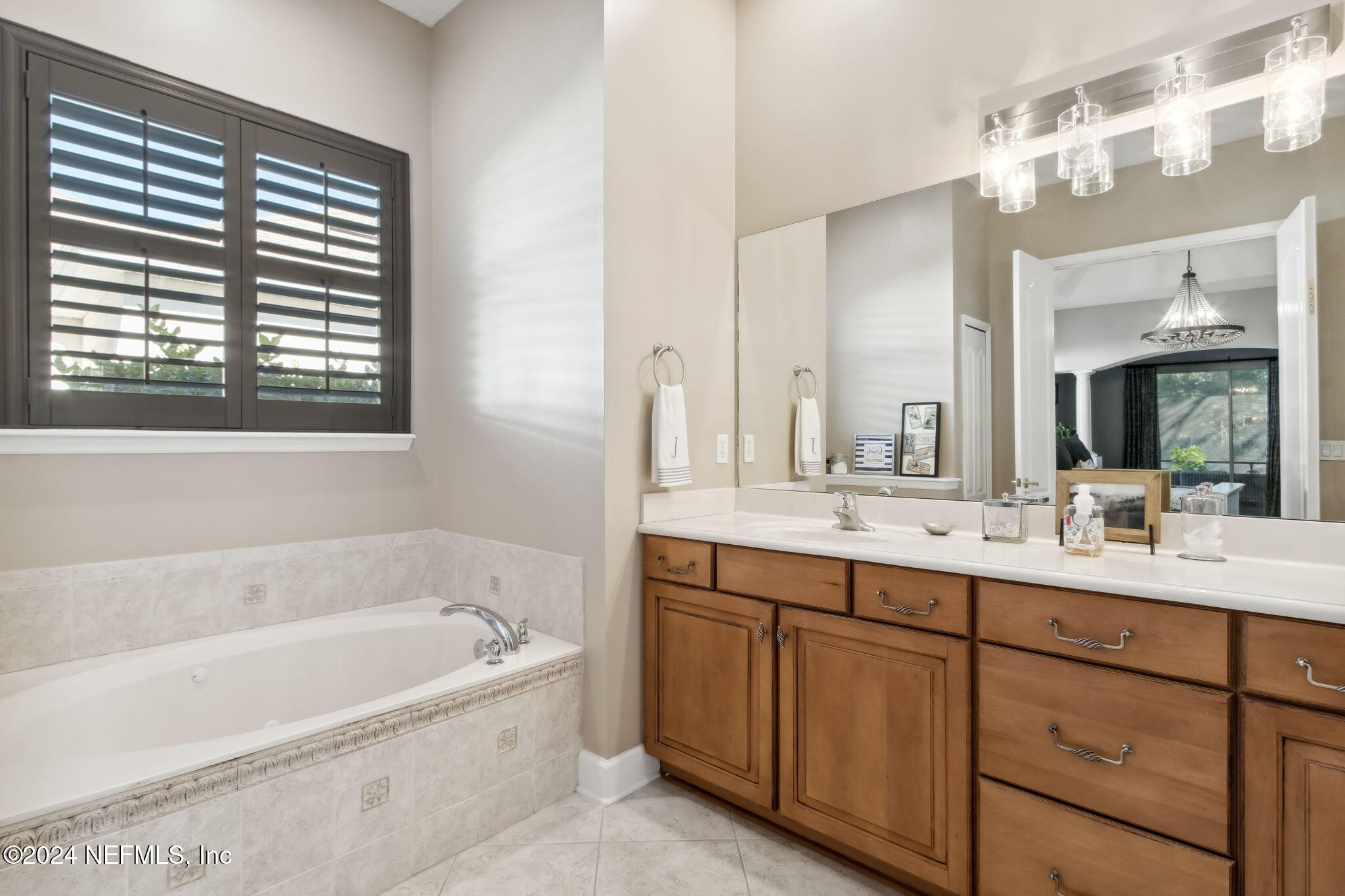 861391 N NORTH HAMPTON CLUB Way