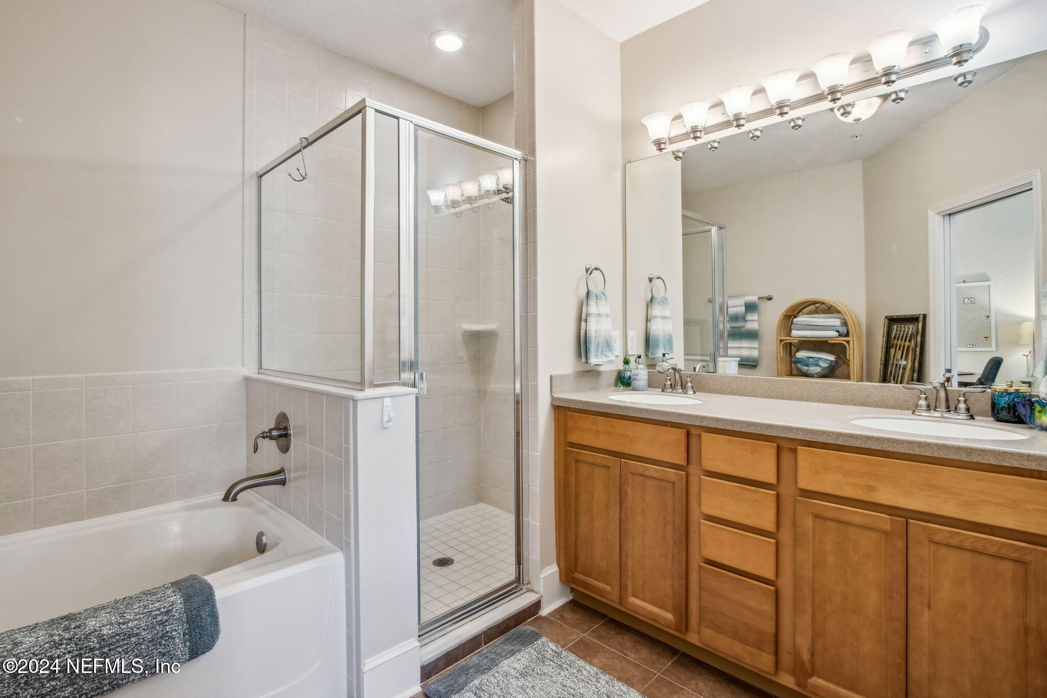96004 STONEY Drive 2402