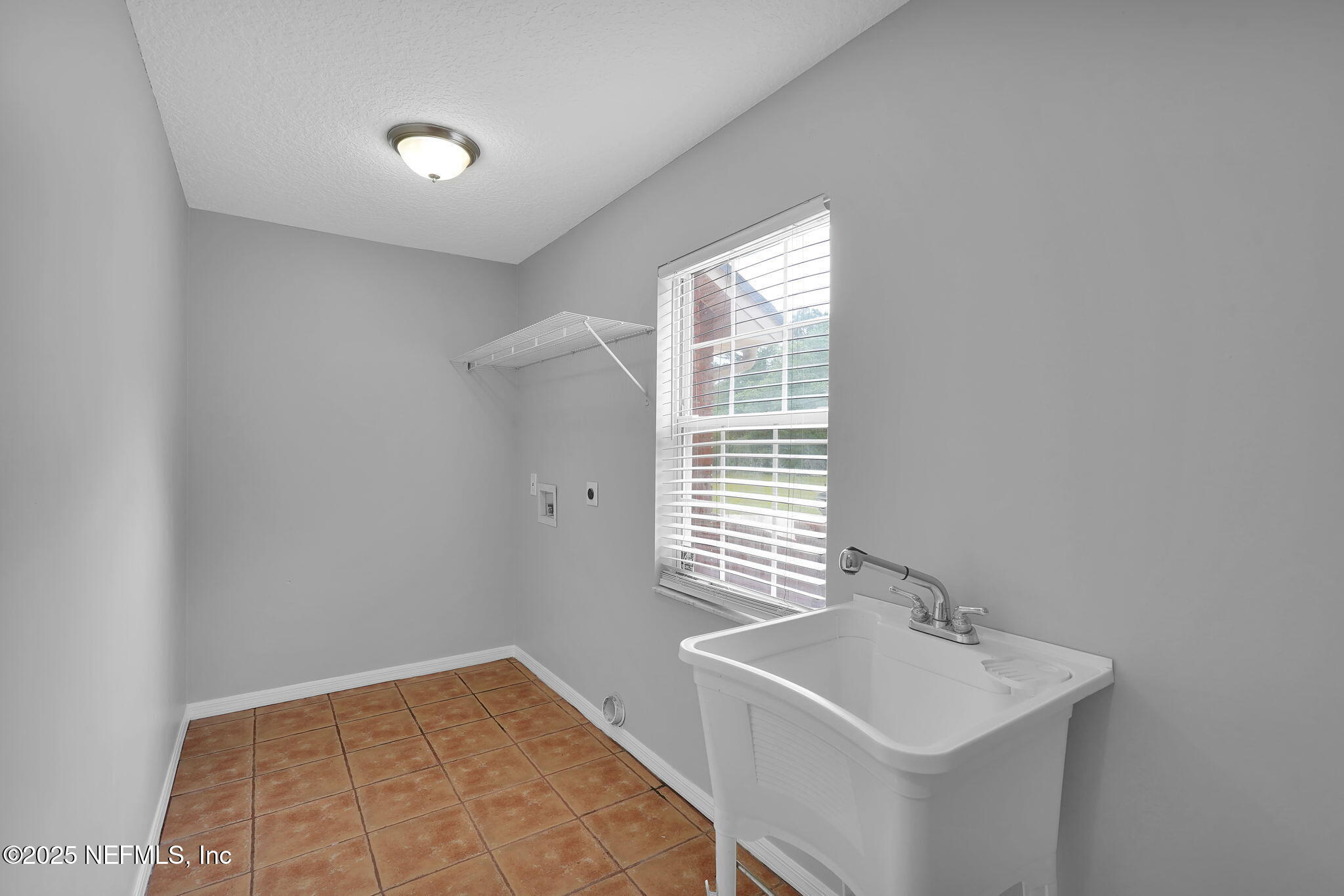 2655 CRENSHAW Lane