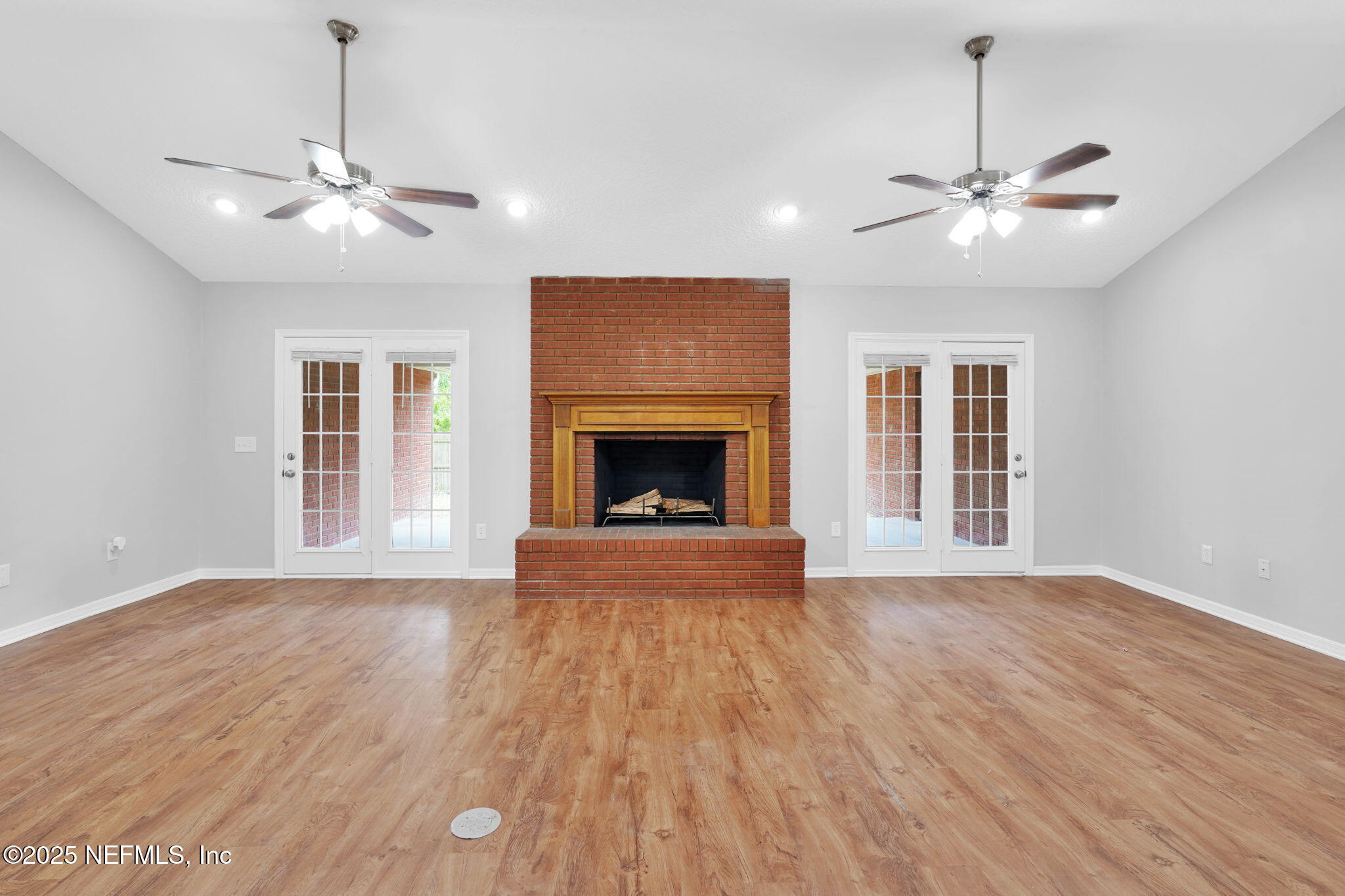 2655 CRENSHAW Lane