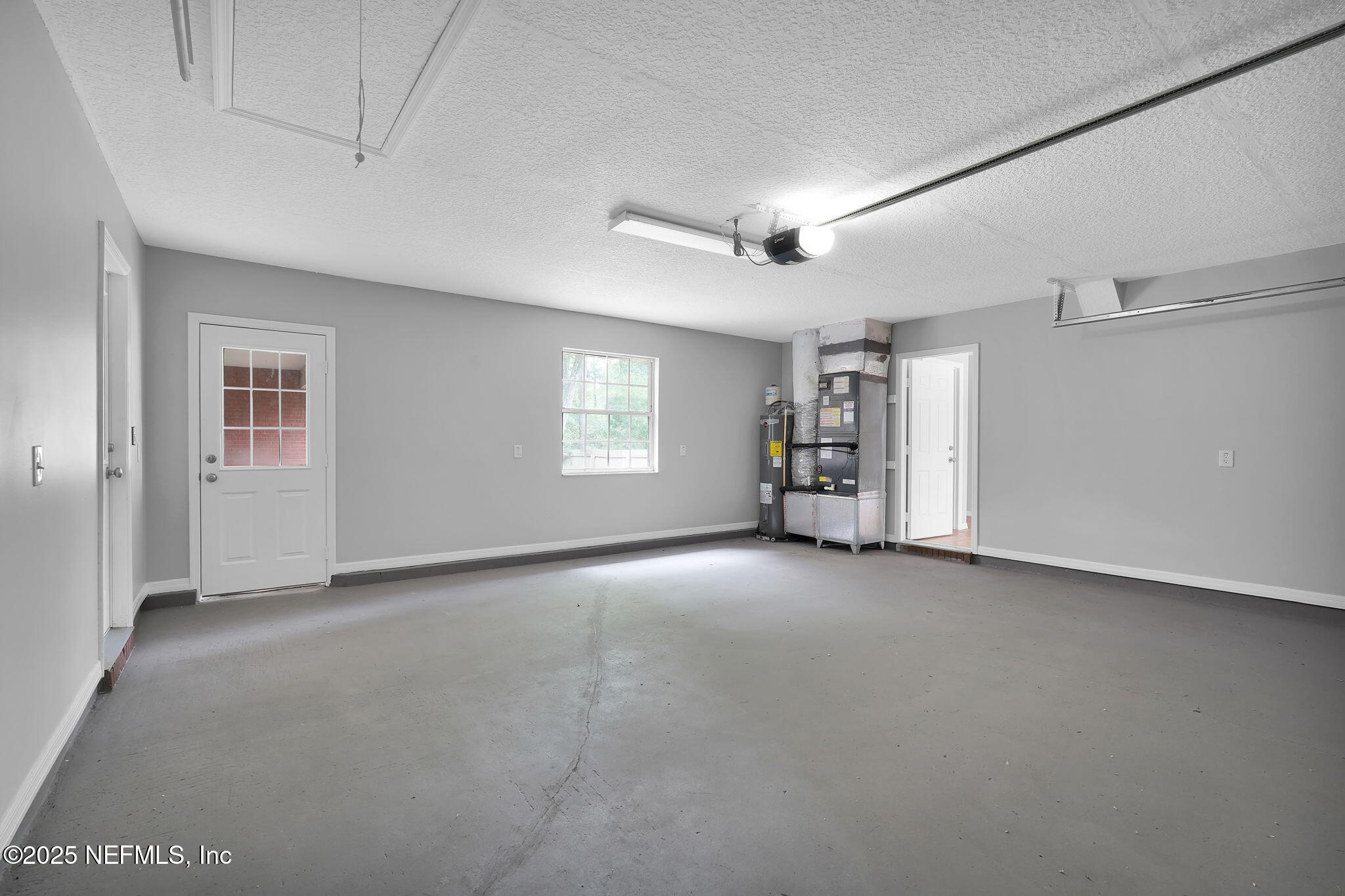 2655 CRENSHAW Lane
