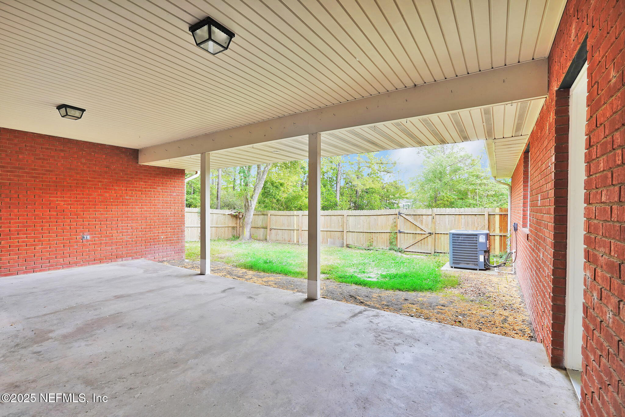 2655 CRENSHAW Lane