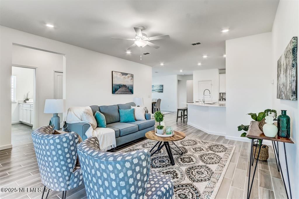 85328 STONEHURST Parkway