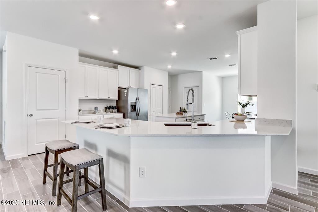 85328 STONEHURST Parkway