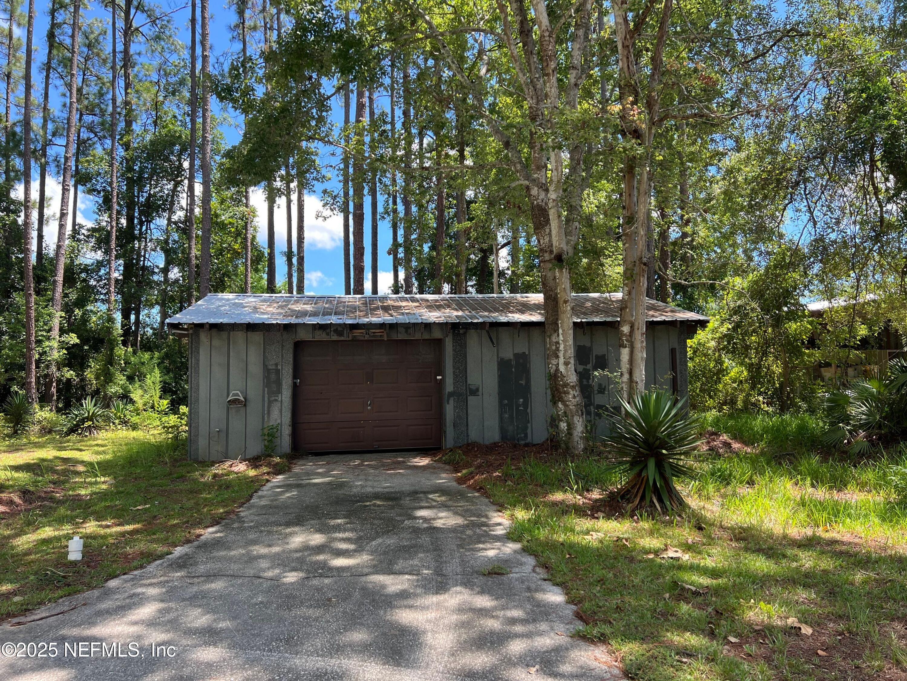 851098 US HIGHWAY 17