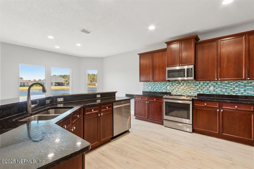 85025 BABCOCK Court