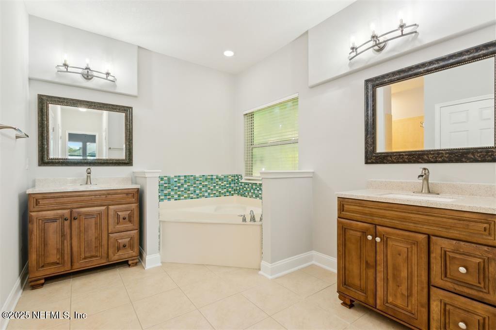 85025 BABCOCK Court