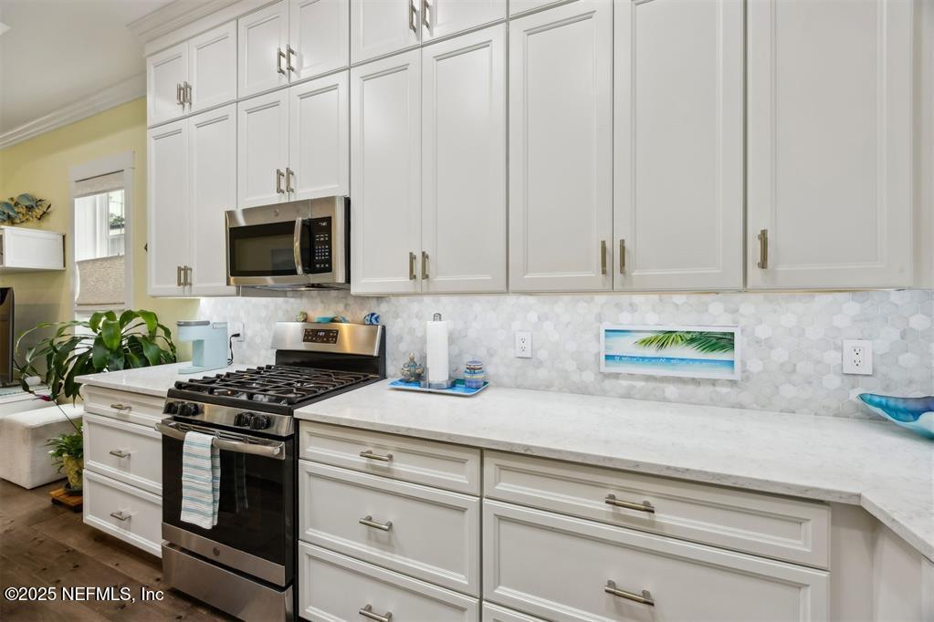 1511 COASTAL OAKS Circle
