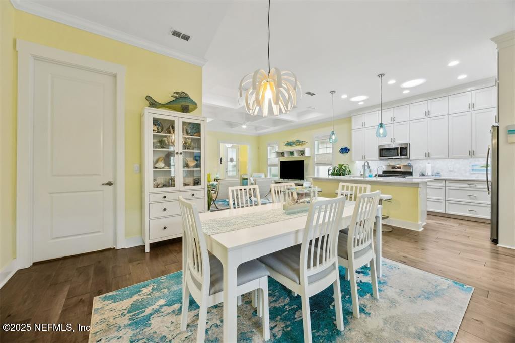 1511 COASTAL OAKS Circle